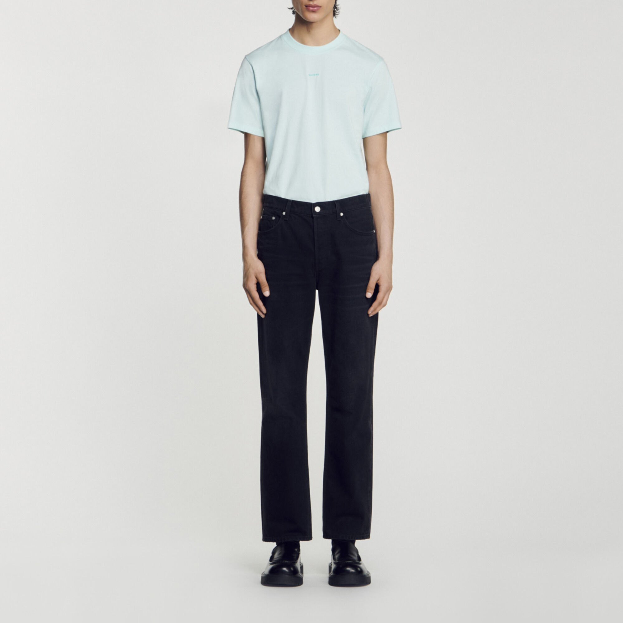 Straight-leg jeans