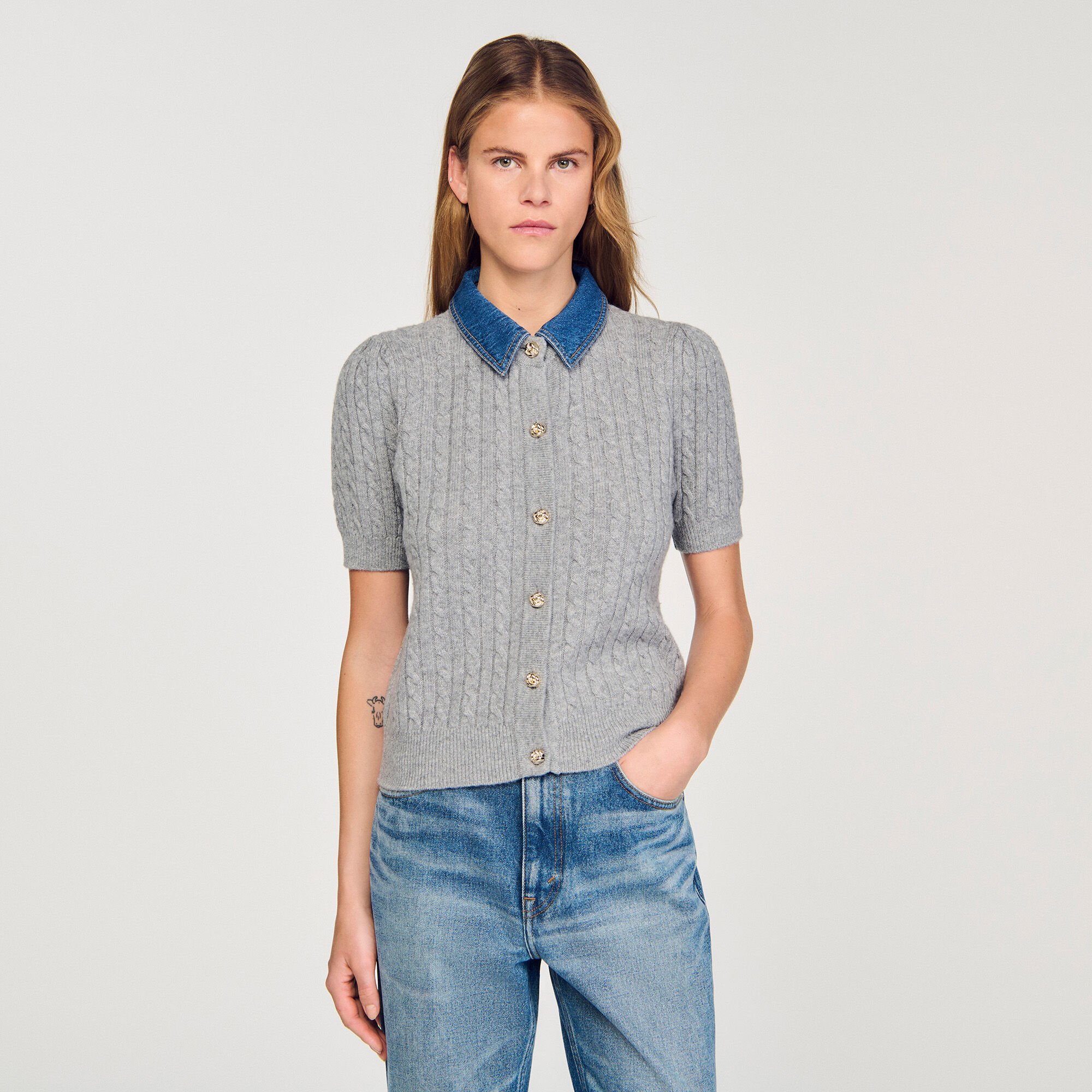 Cardigan with denim collar