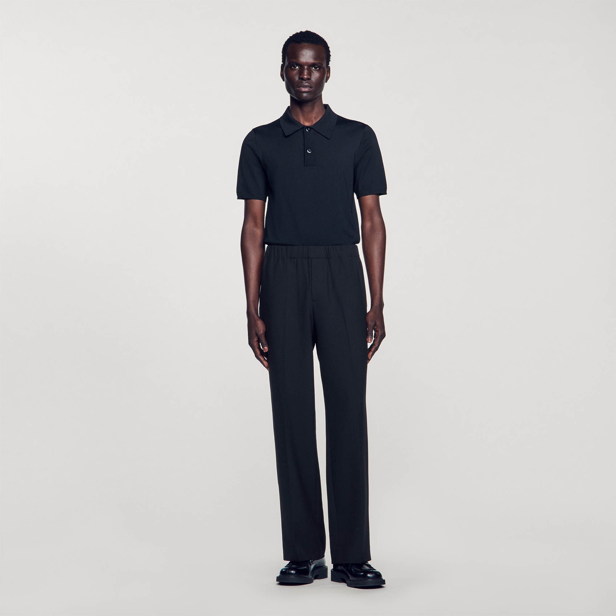 Wide-leg trousers