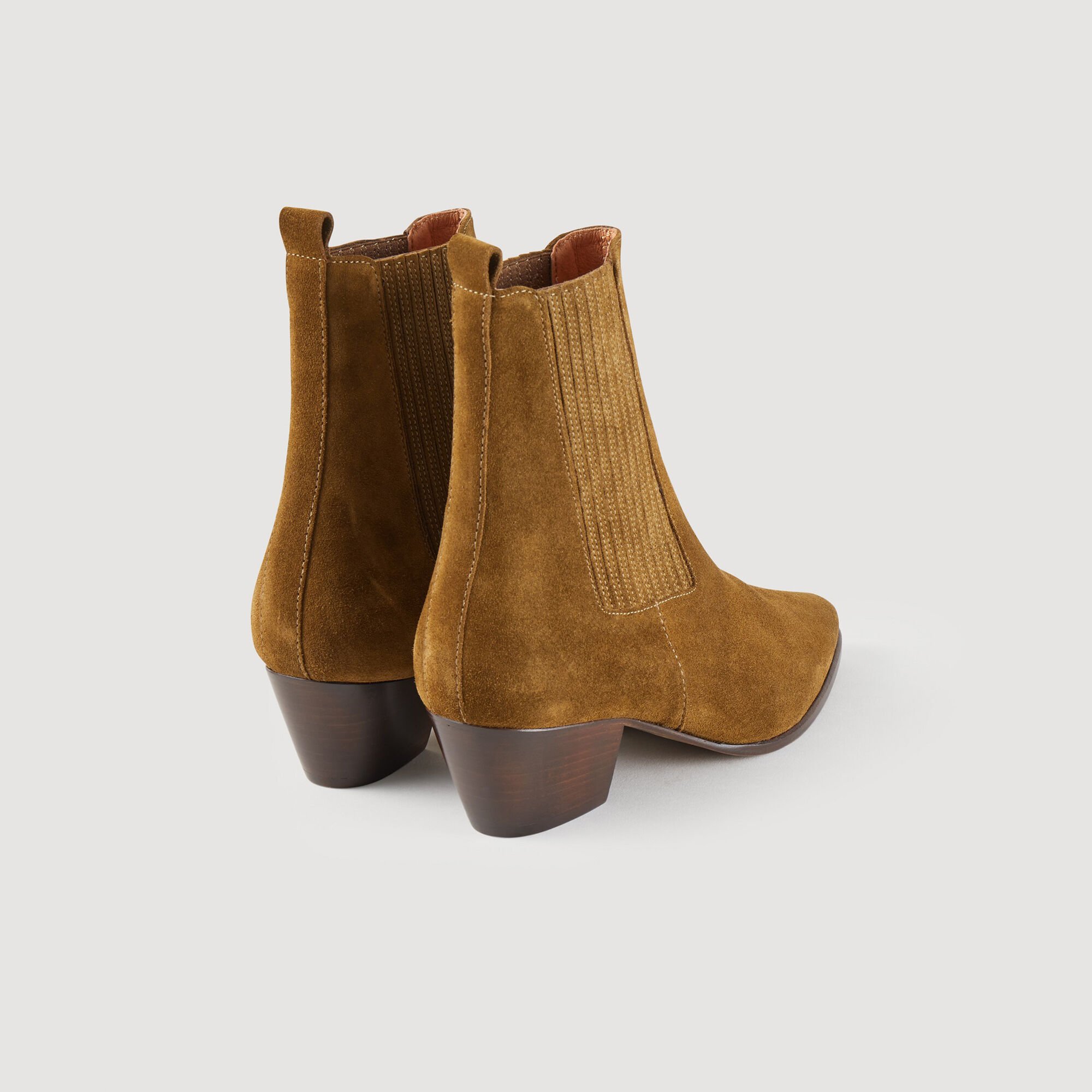 Leather ankle boots with elastic