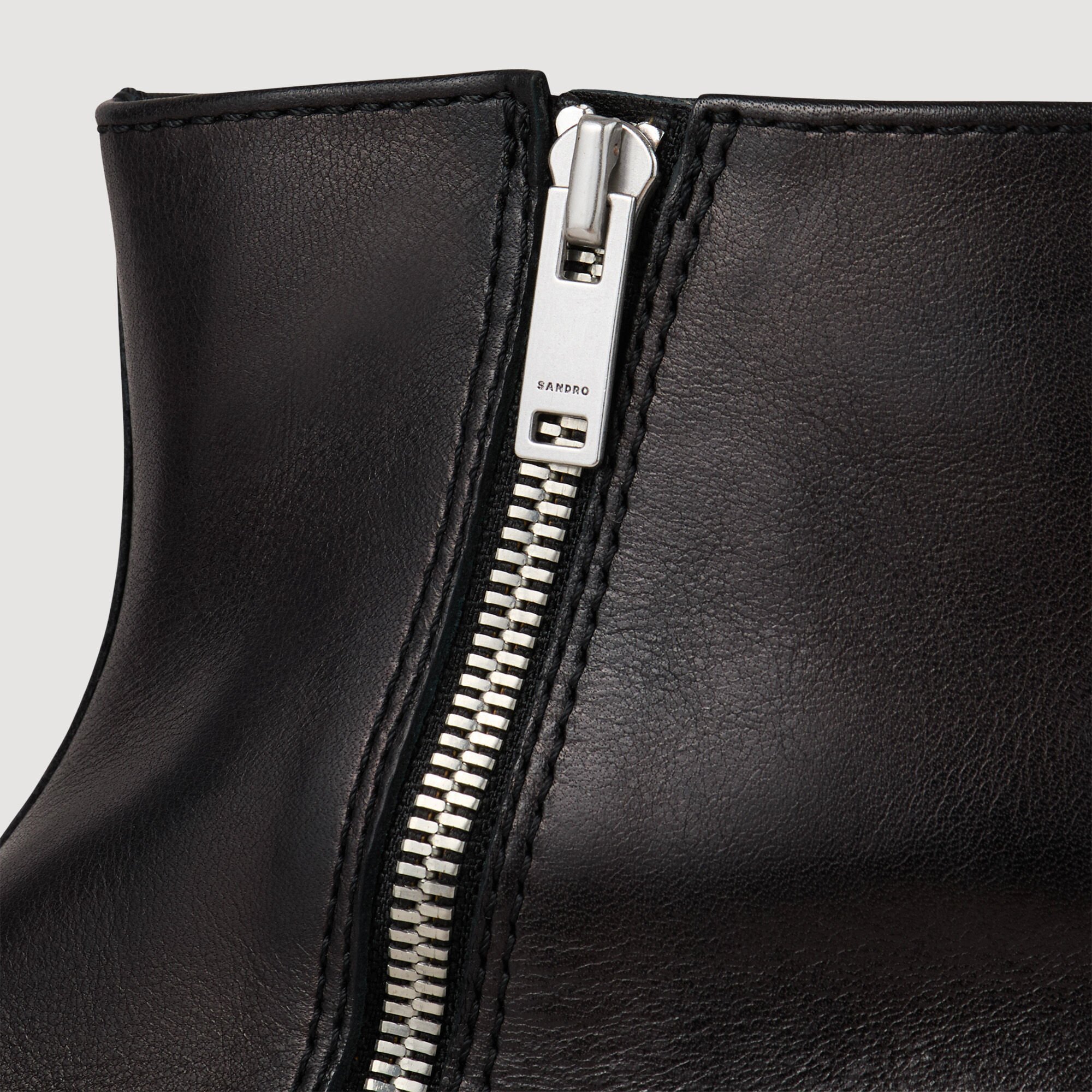 Zipped leather ankle boots