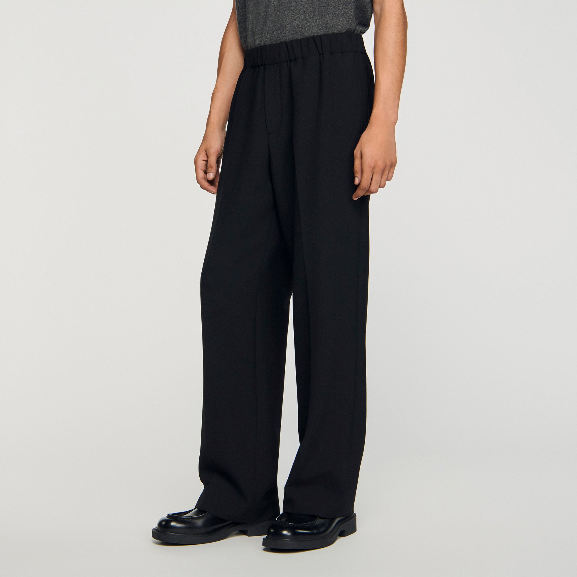 Wide-leg trousers