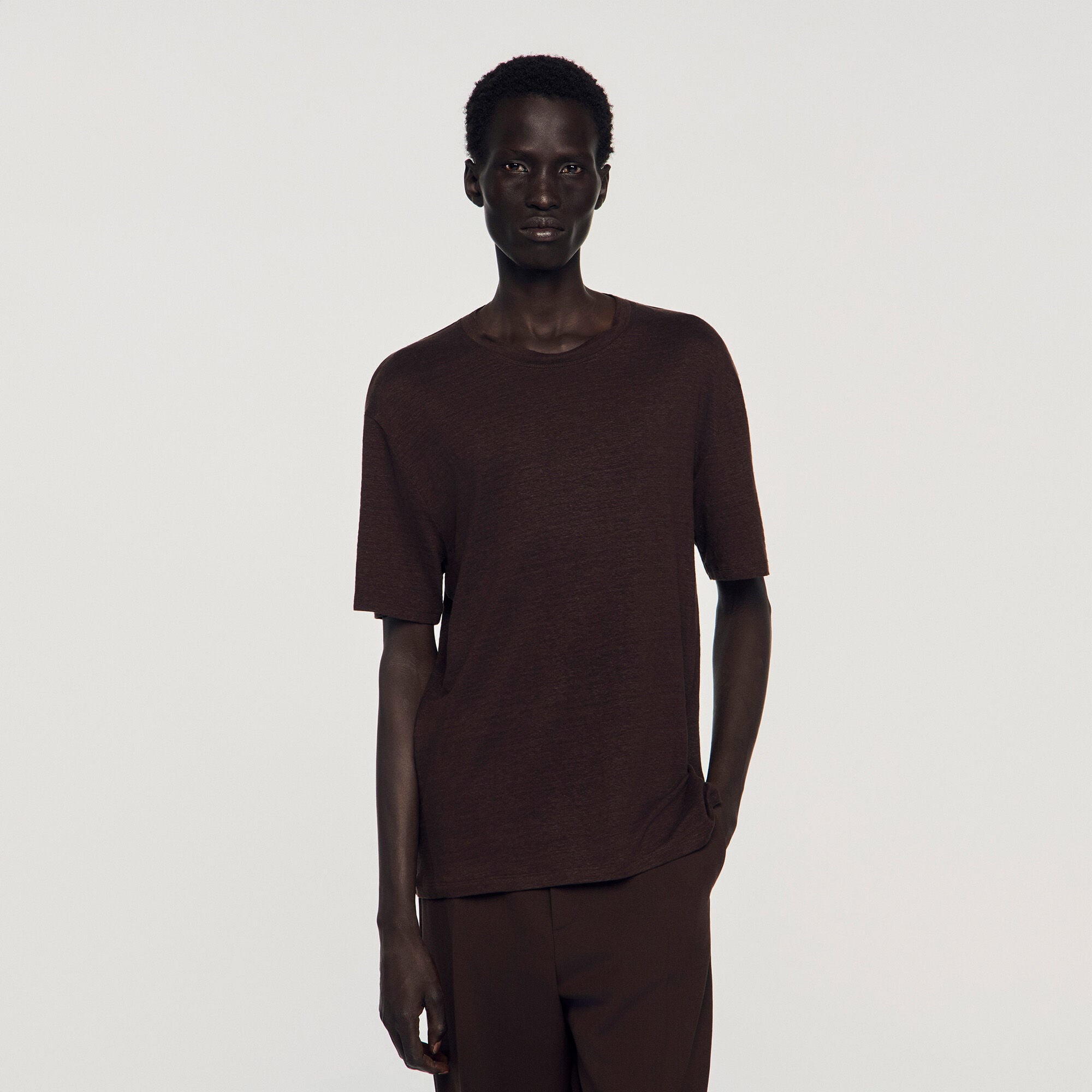 Certified linen T-shirt