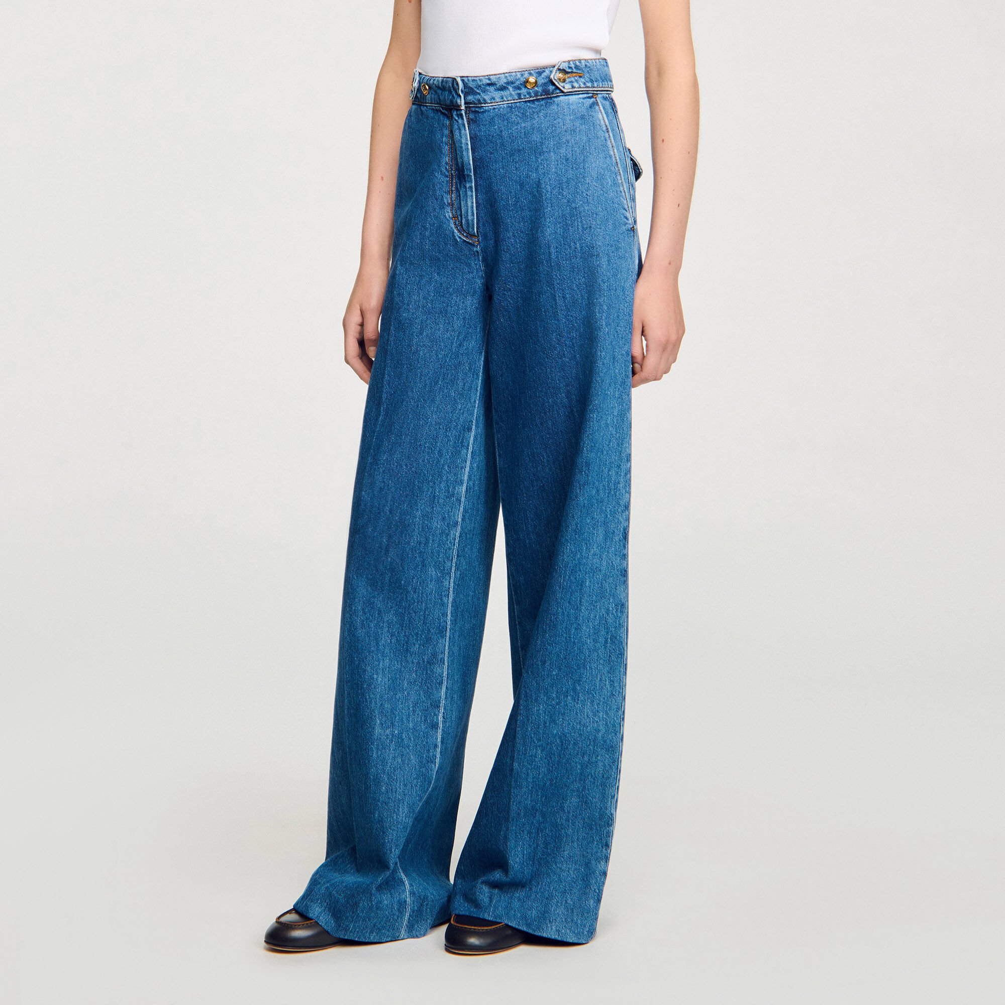 Wide-leg jeans