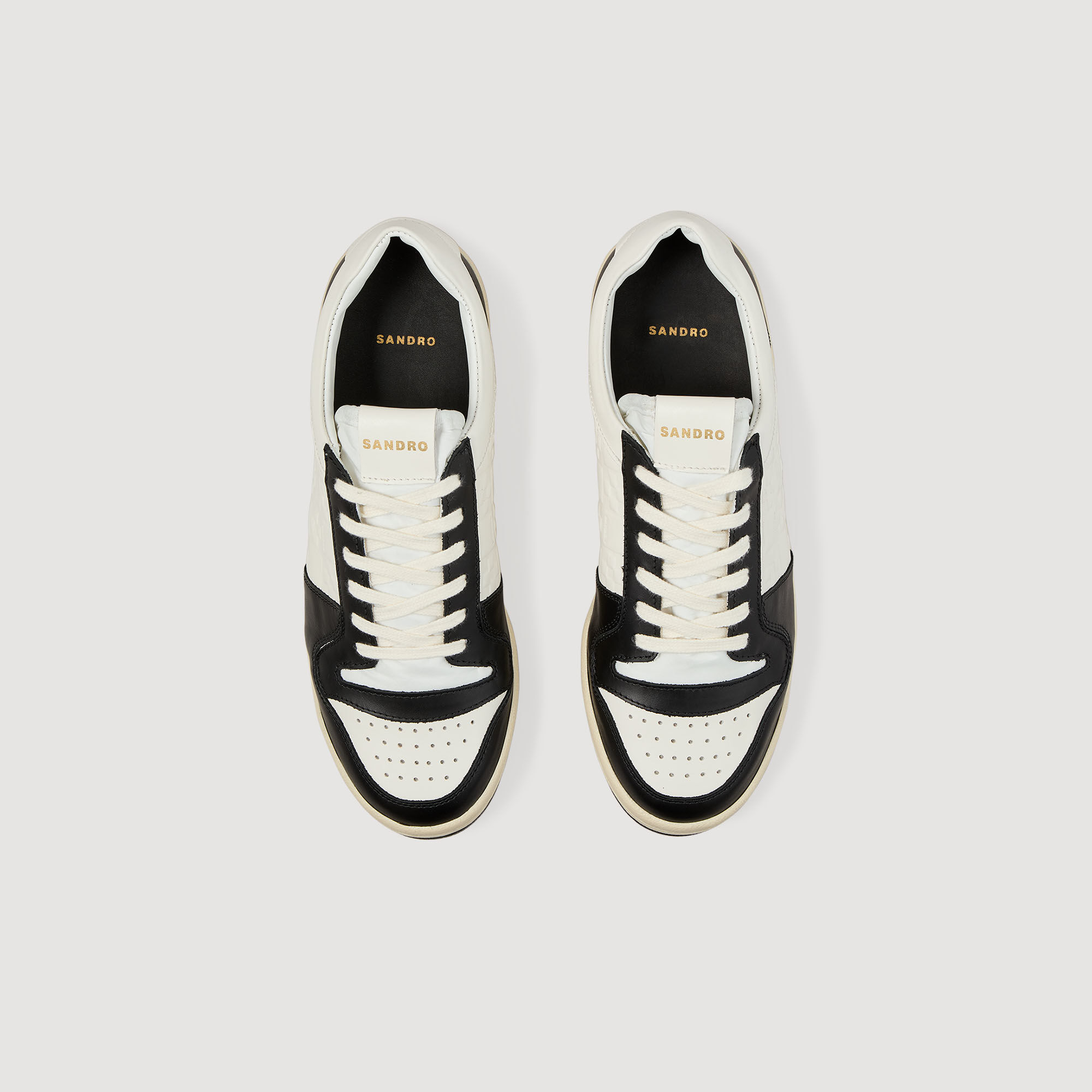 Low-top leather sneakers