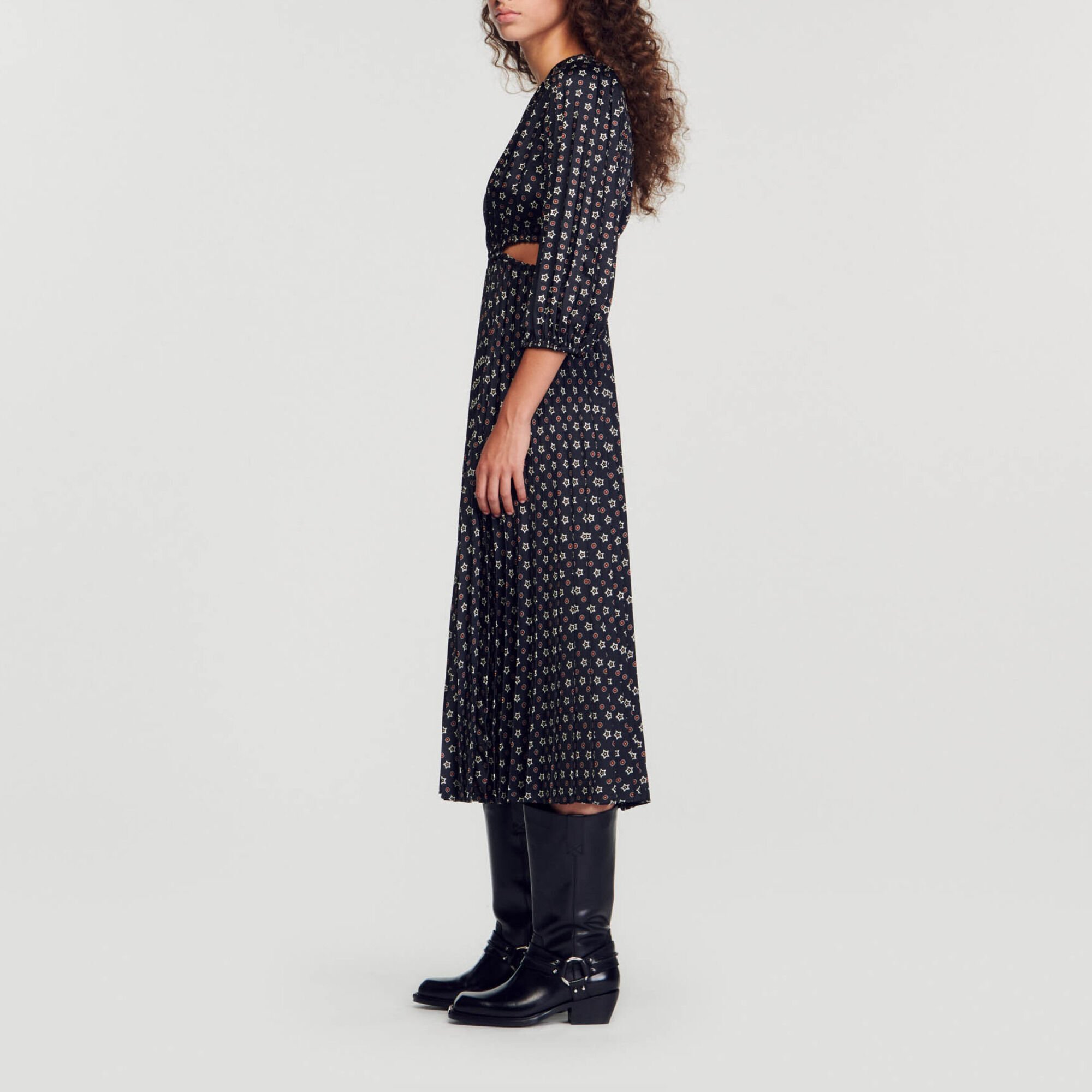 Long printed dress with pleats