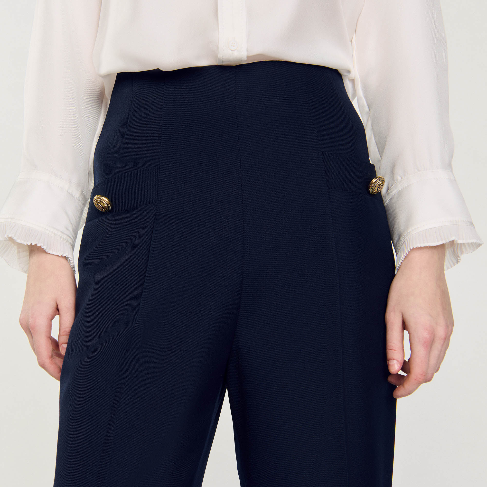 Wide legs trousers