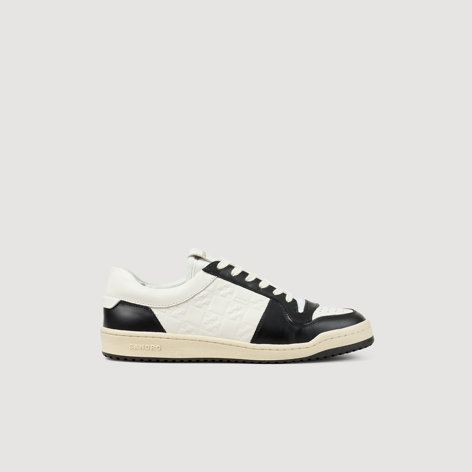 Low-top leather sneakers