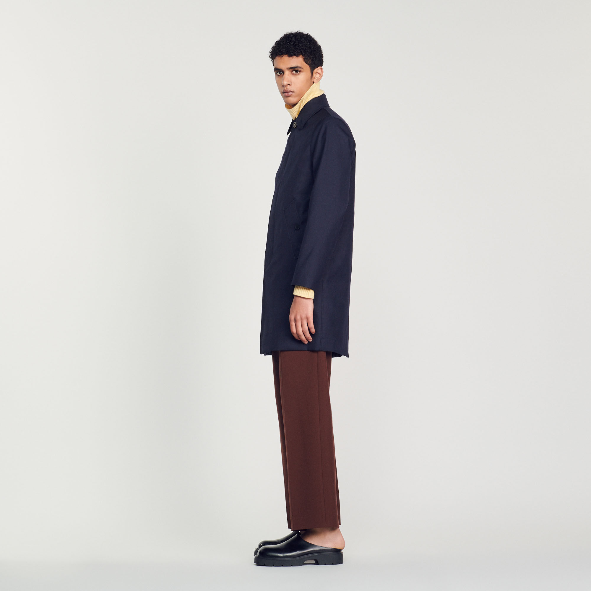 Straight-cut waterproof jacket
