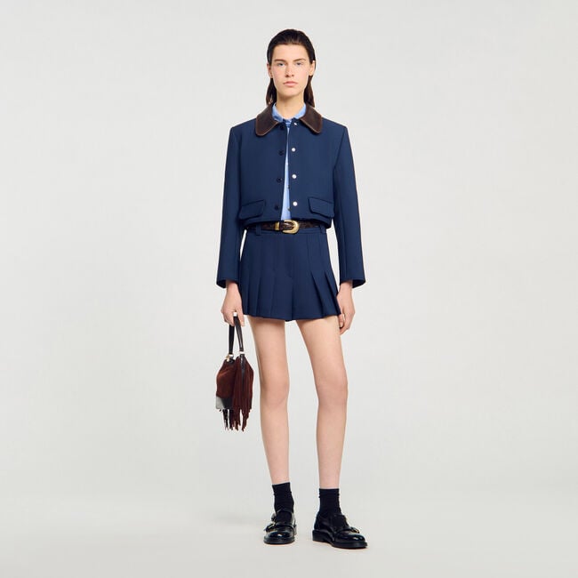 Cropped jacket with leather collar