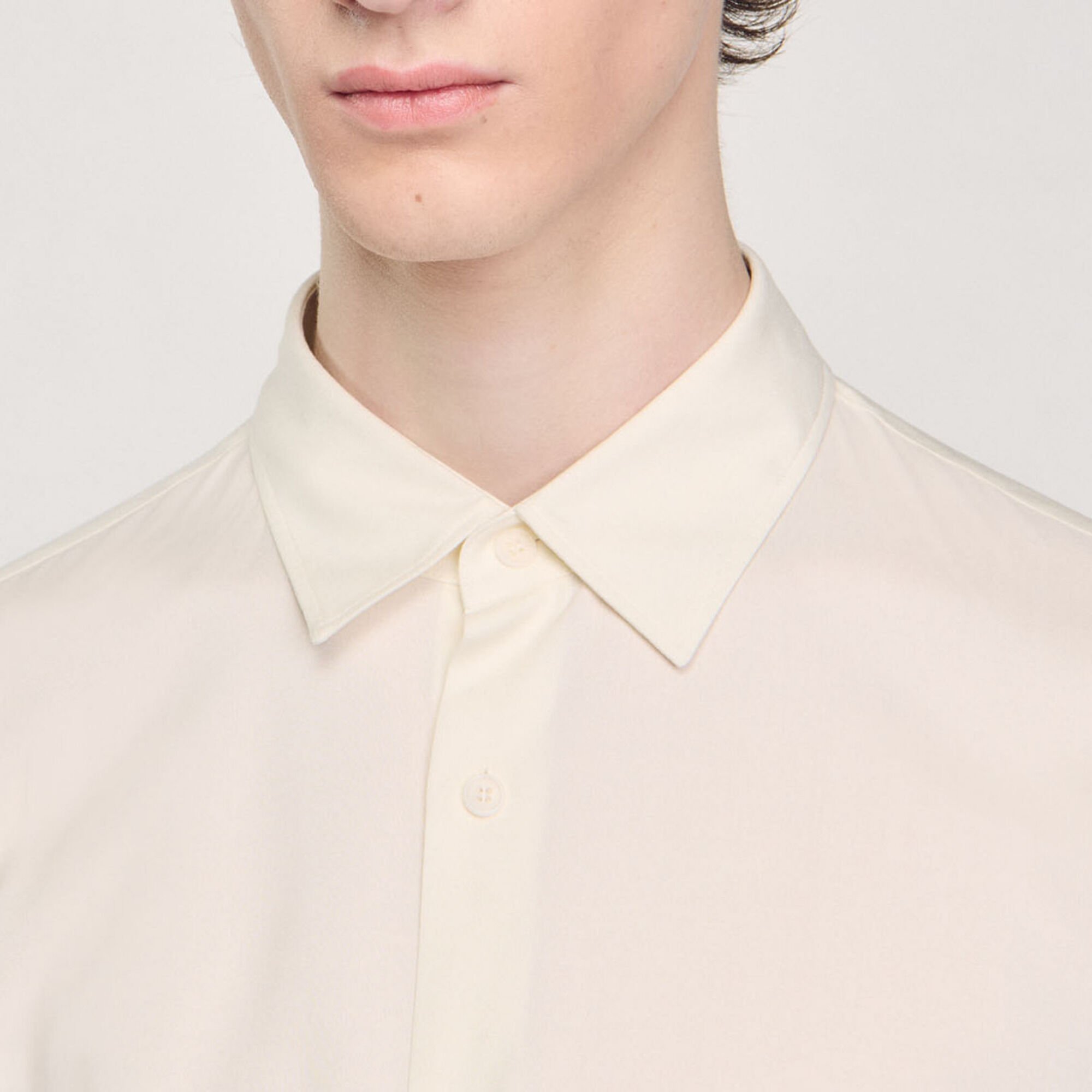 Long-sleeved loose-fit shirt