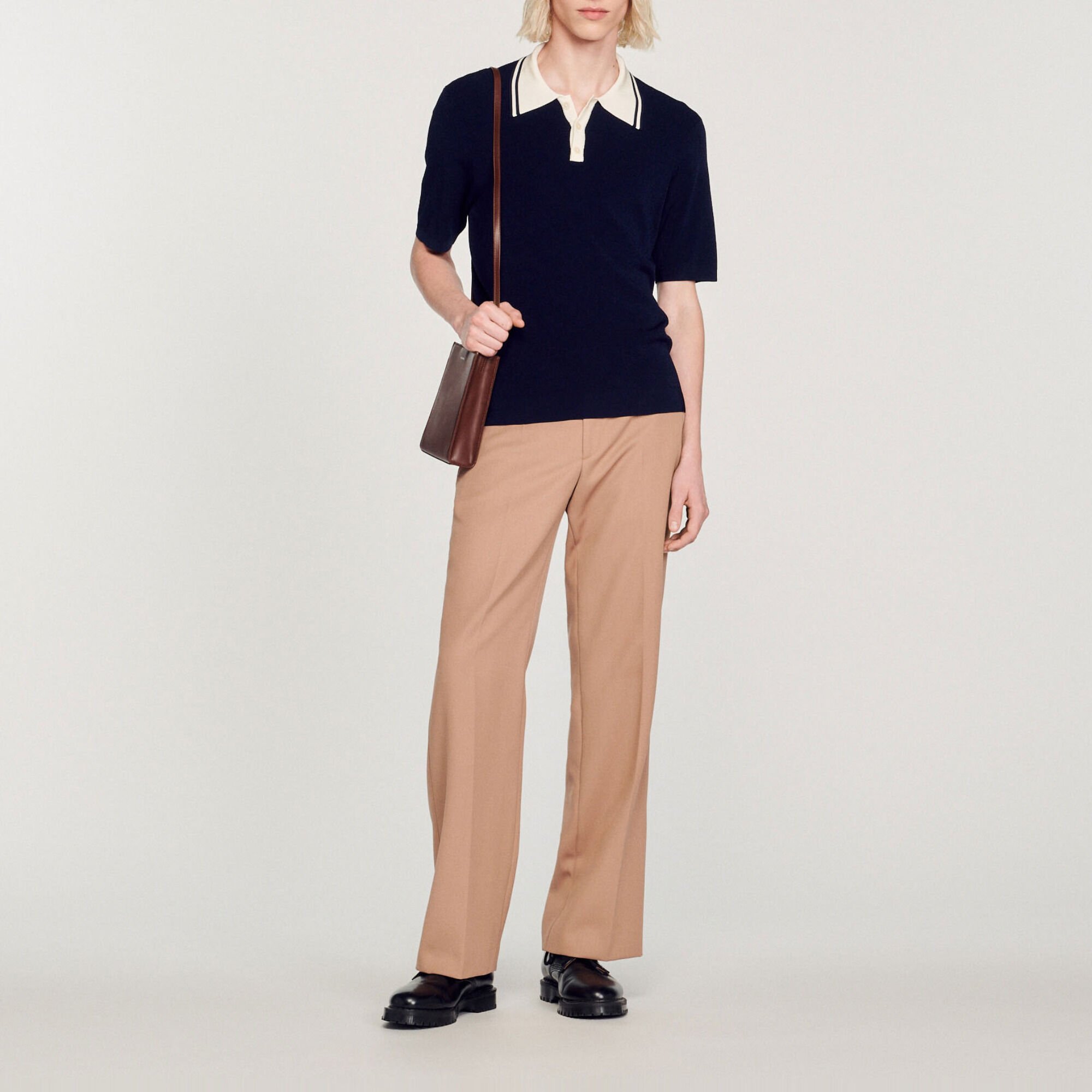 Contrasting collar polo shirt