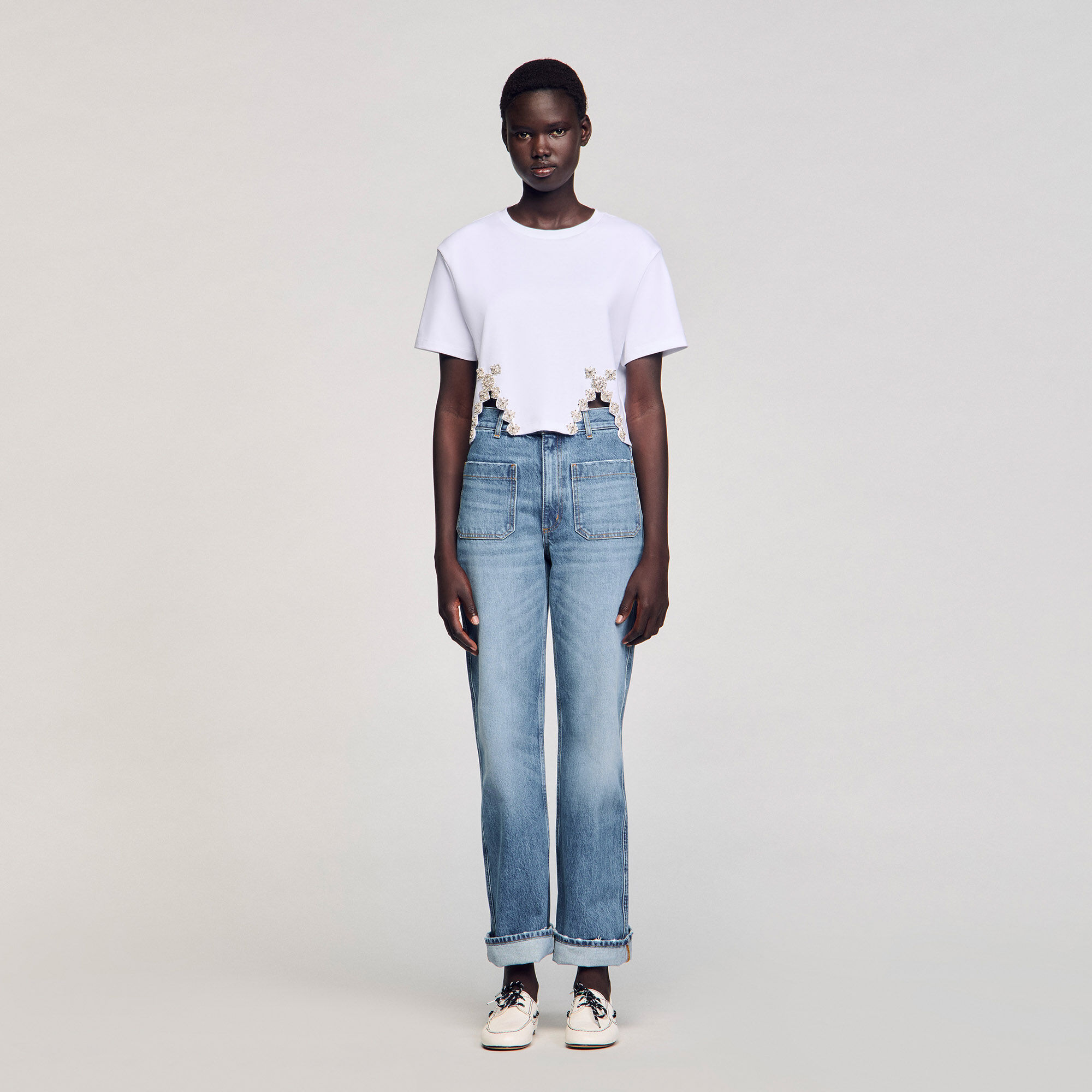 Sandro ハーフスリーブトップス Cropped top with chain detail black / gray For Women