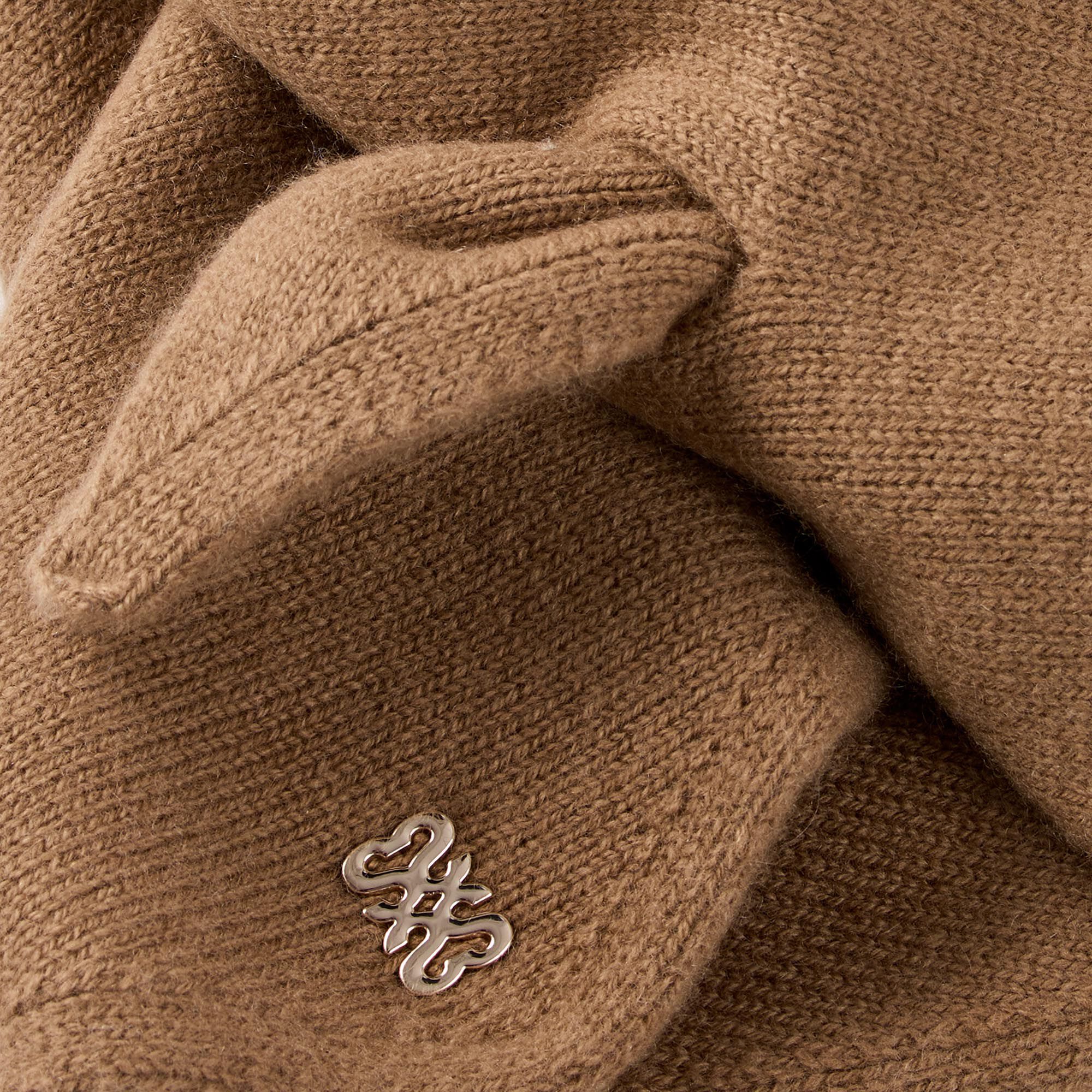 Wool and cashmere scarf Wool and cashmere scarf