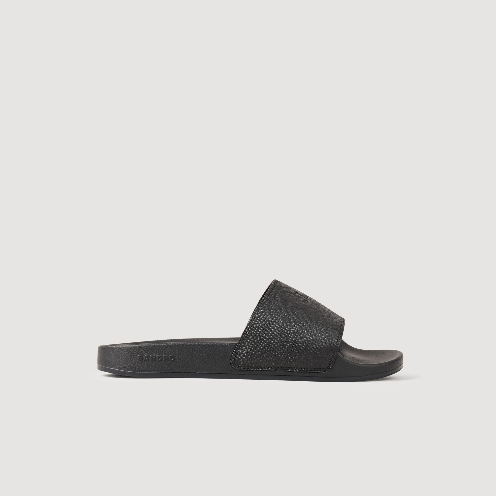 Sandals with sustainable leather