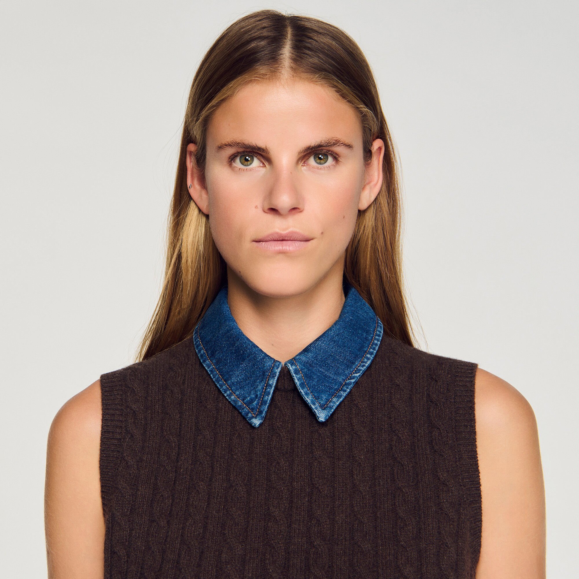 Knit sweater with removable denim collar