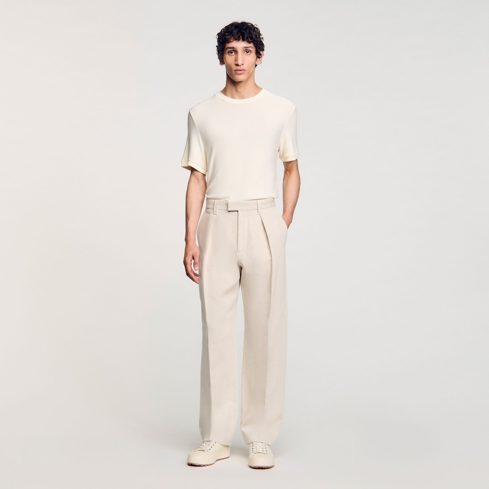 Wide-leg trousers with creases