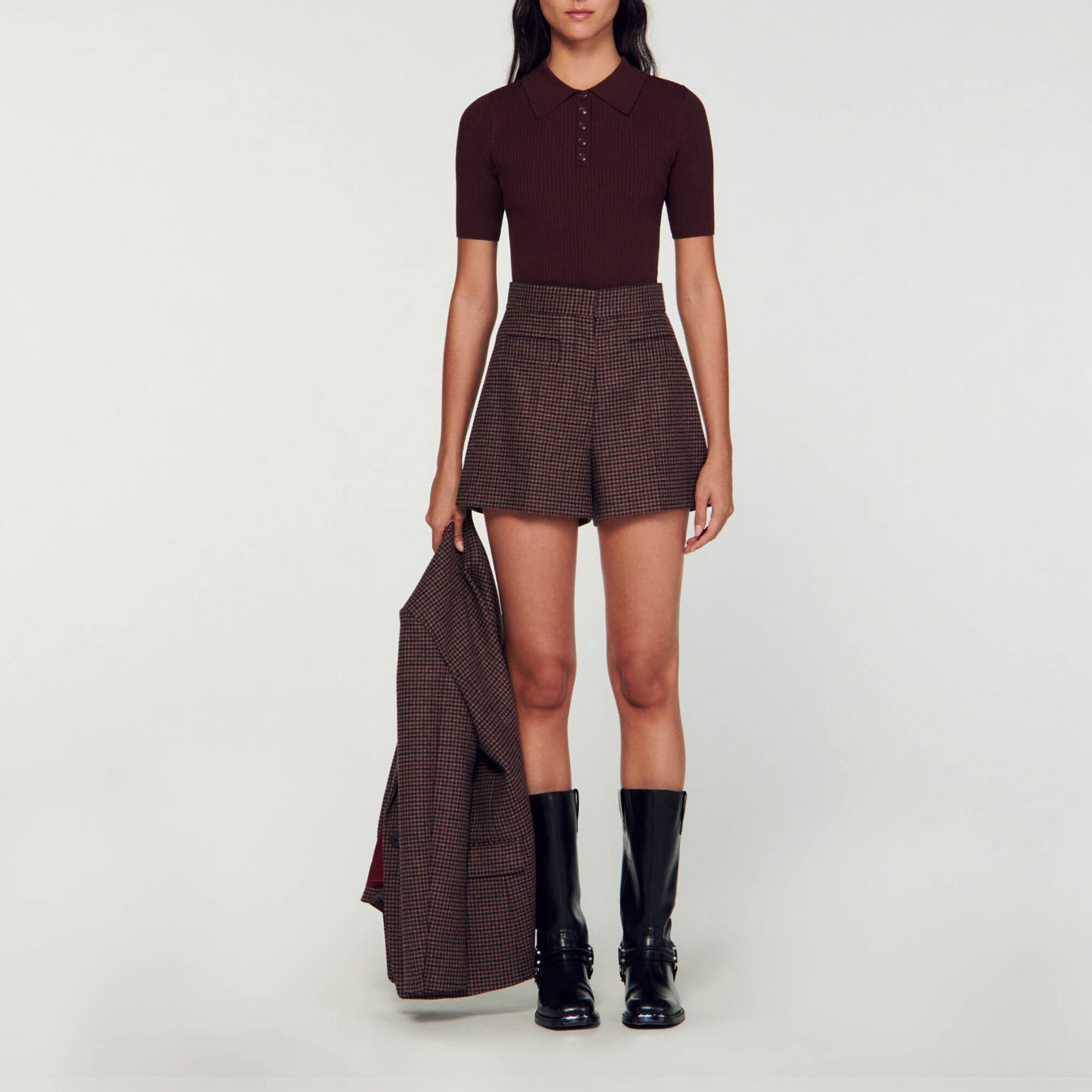 Short-sleeved polo neck sweater
