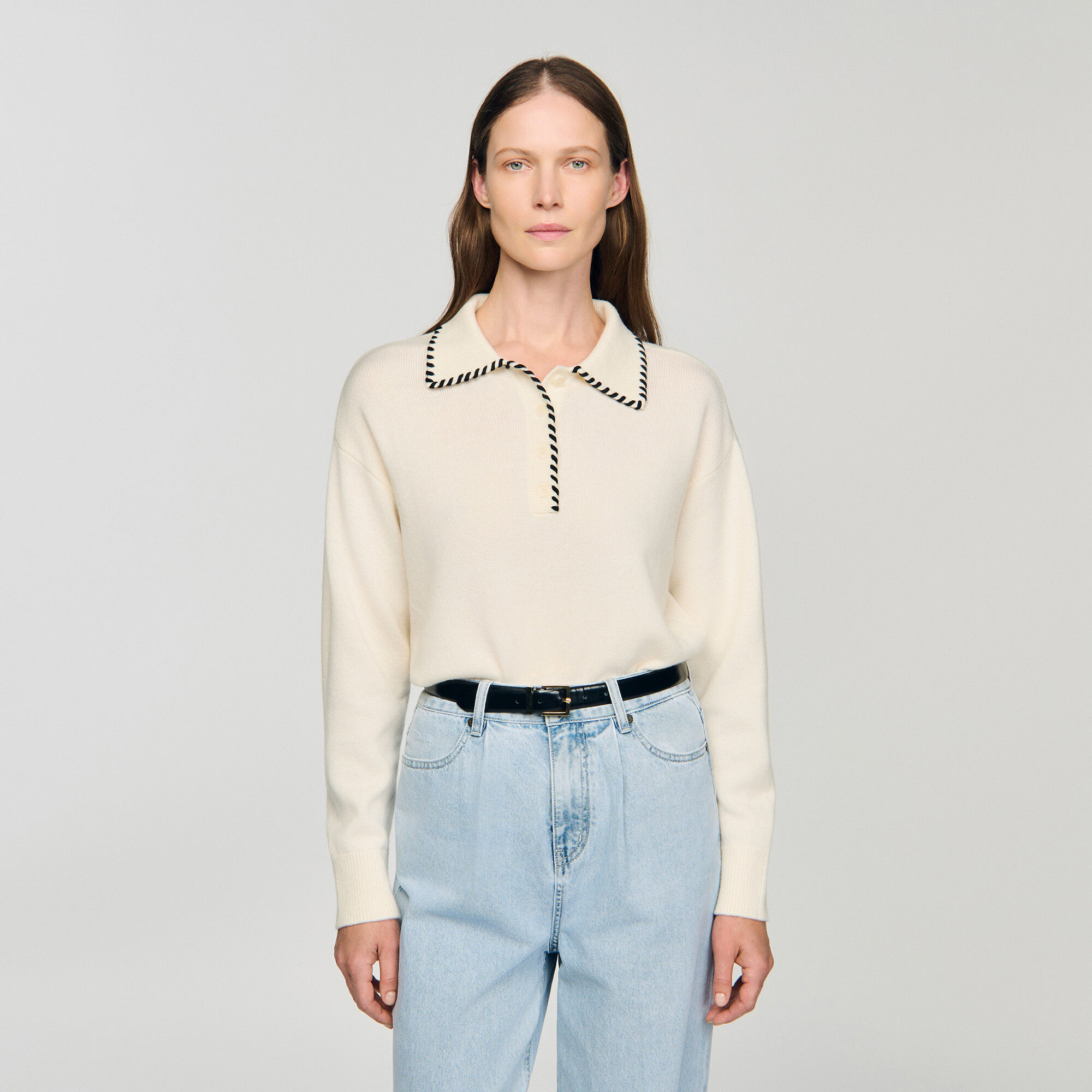 Contrast polo-neck knit sweater