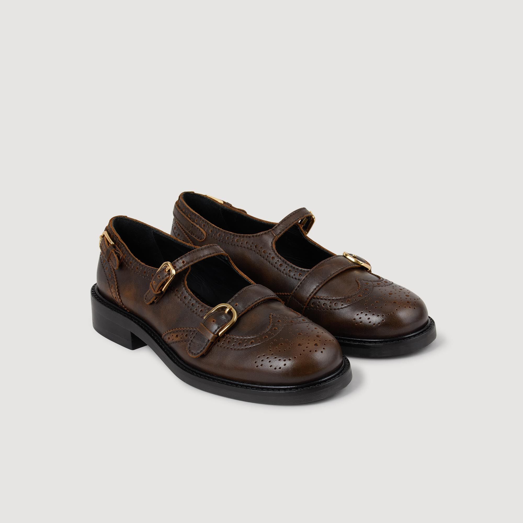 Buckle derbies