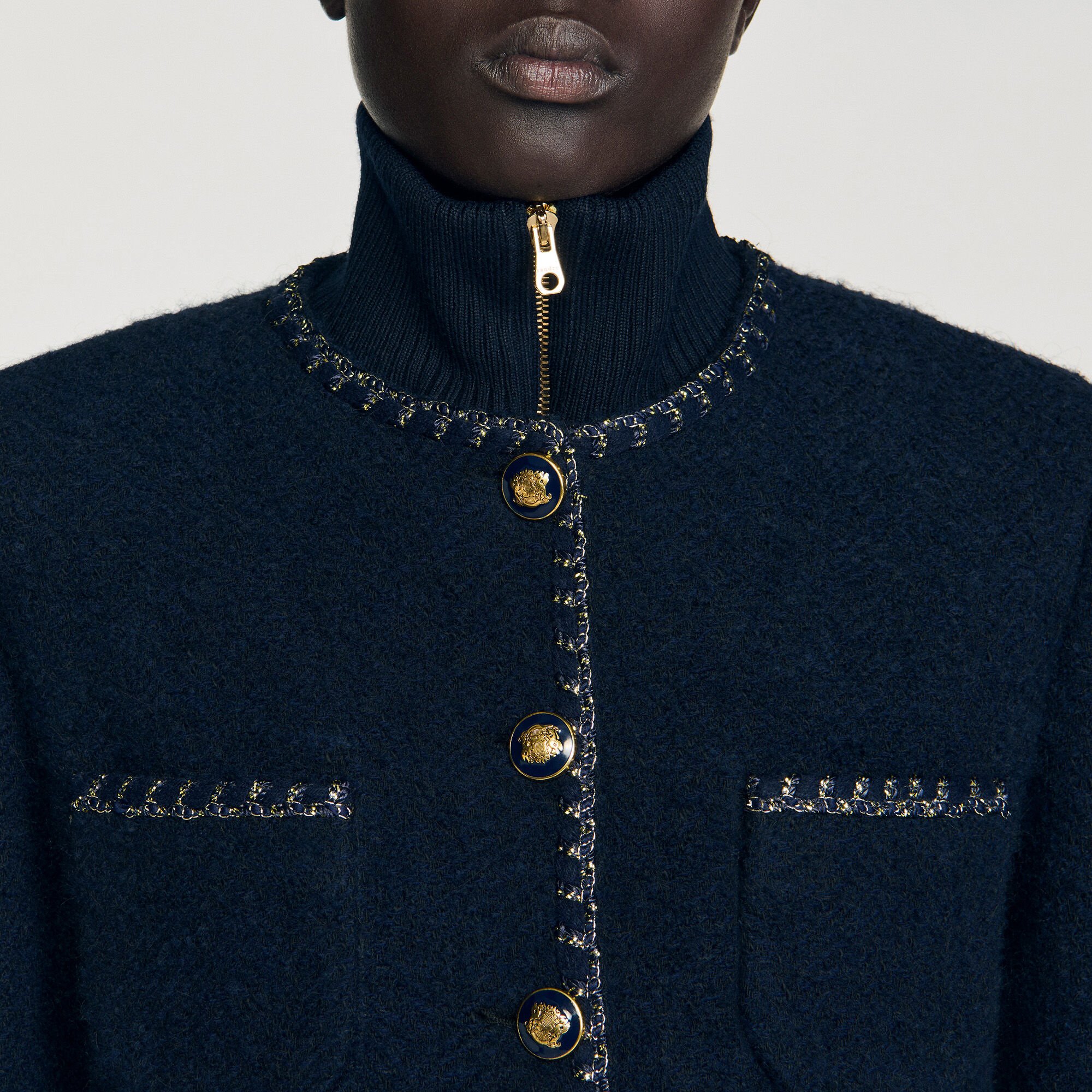 Tweed jacket with removable collar