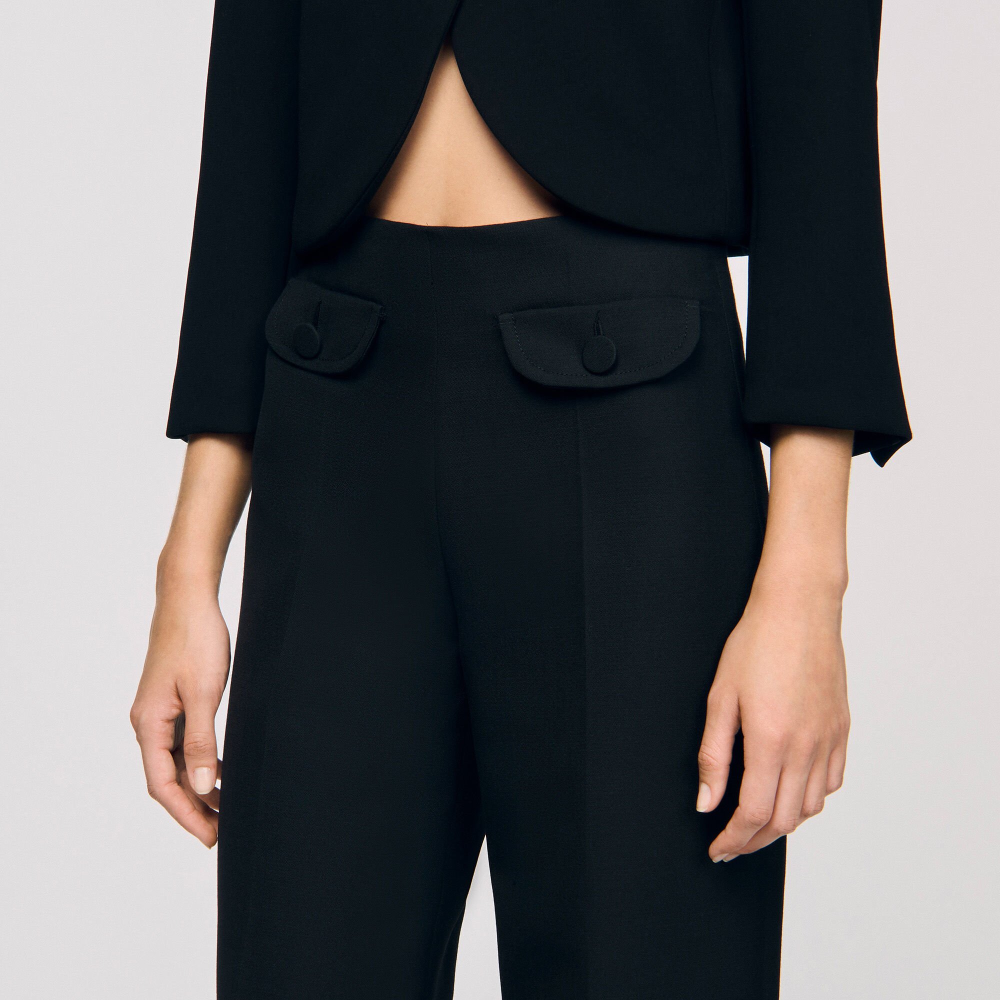 Pocket detail trousers