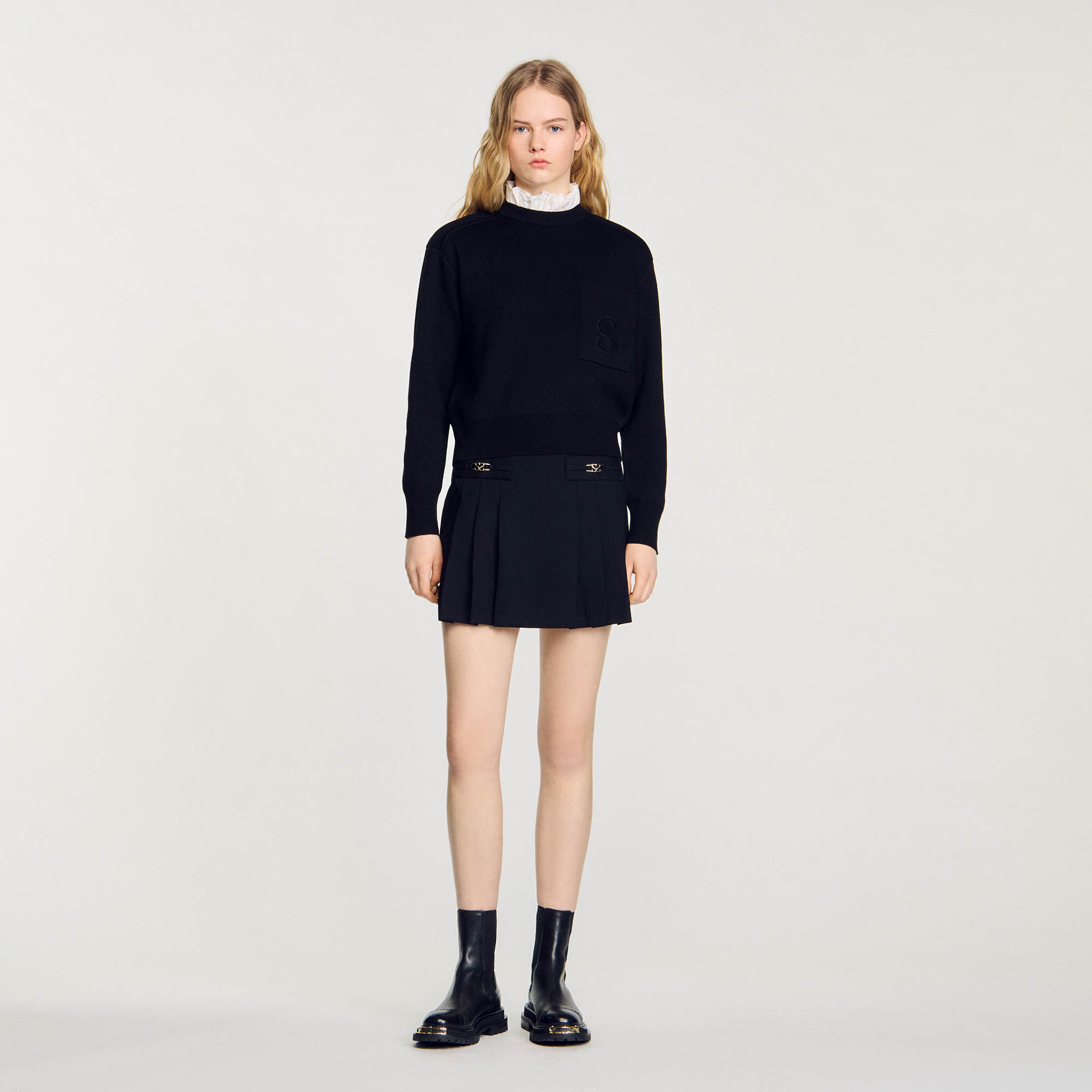 Knitted sweater with high neck black / gray For Women Knitted sweater with high neck black / gray For Women
