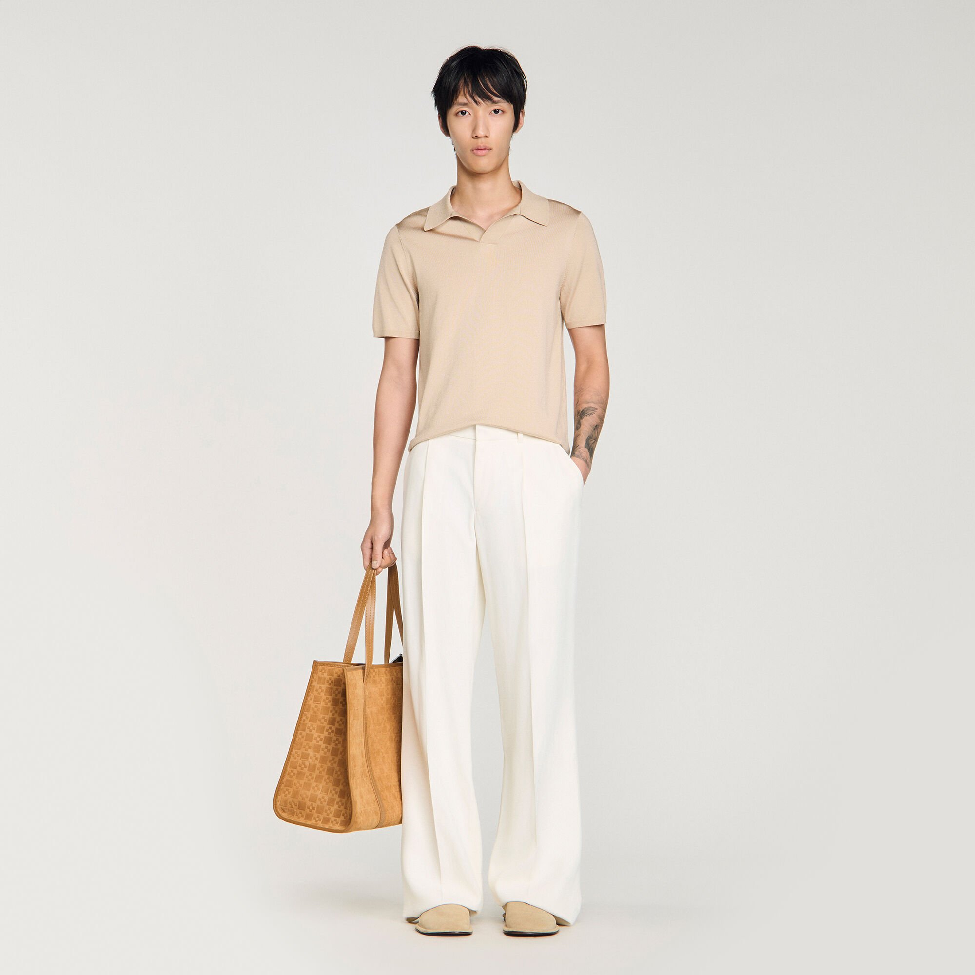 Short-sleeved V-neck polo shirt