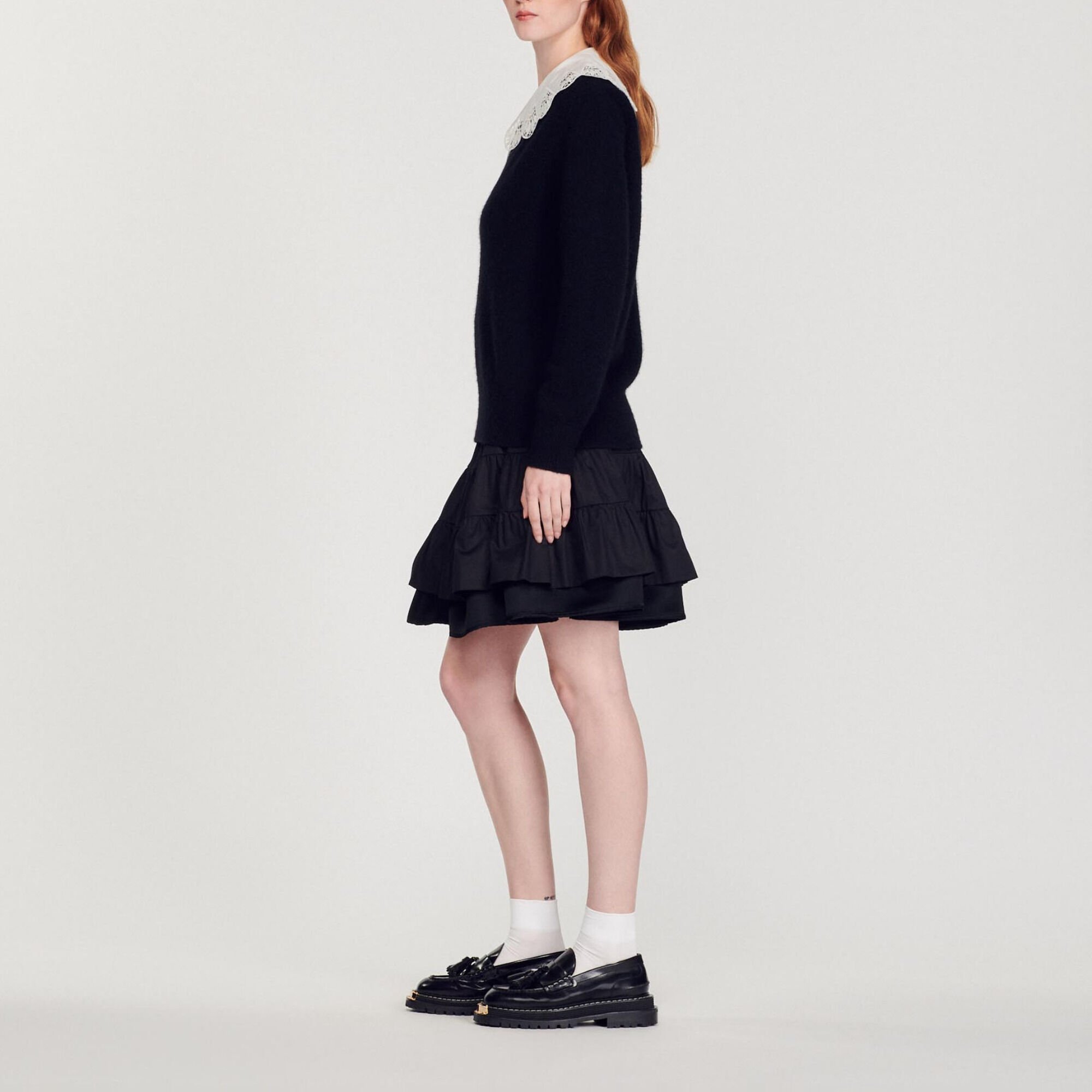 Poplin collar sweater