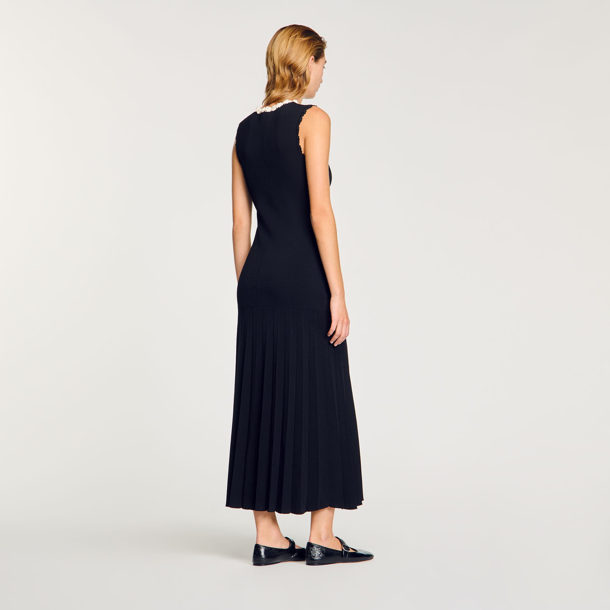 Maxi dress with crochet detailing