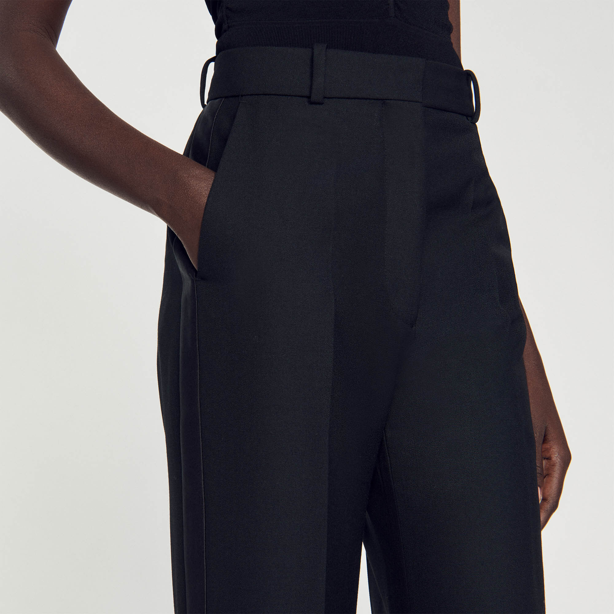 Straight-leg pants 