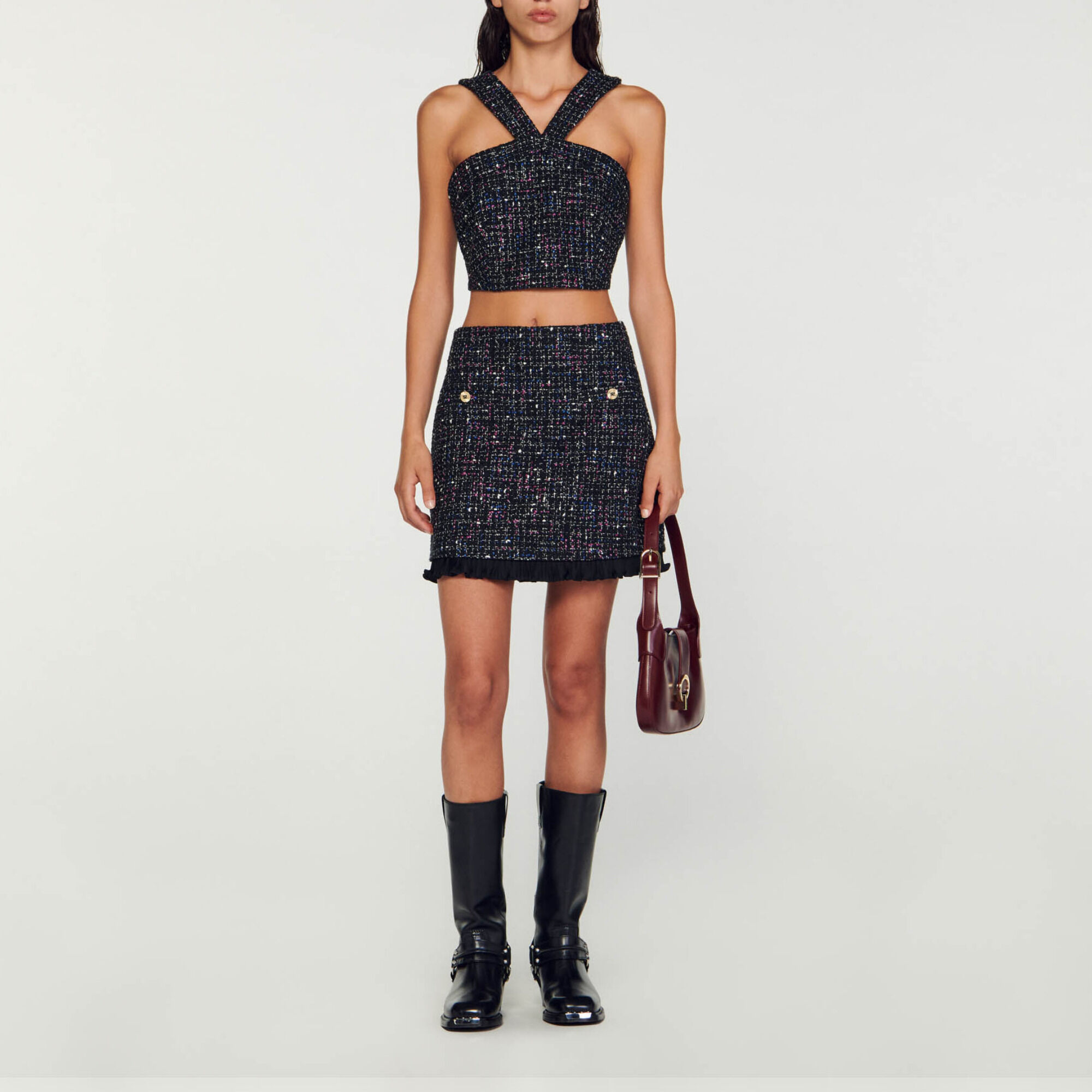 Short tweed skirt