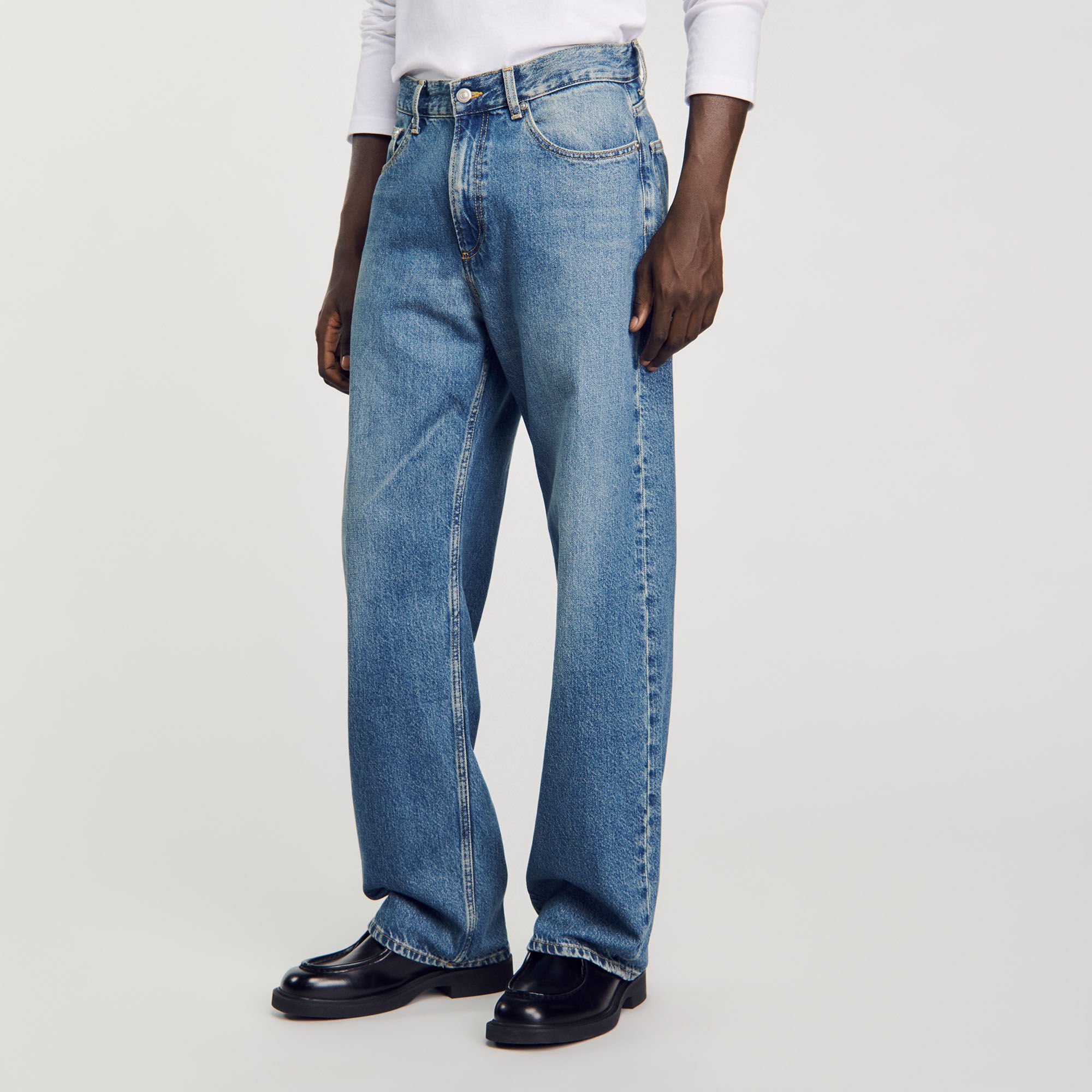 Baggy jeans