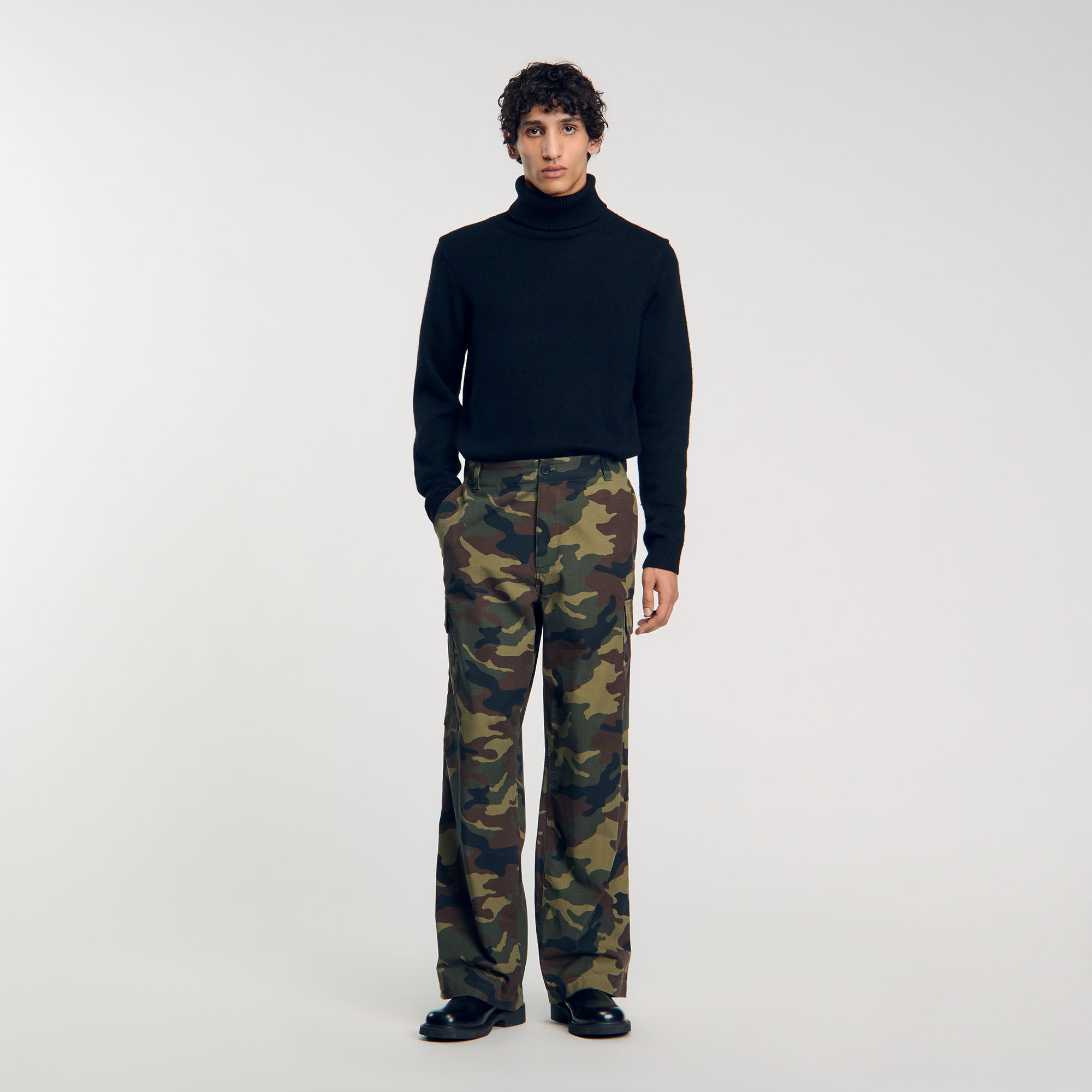 Mens camouflage cargo trousers top