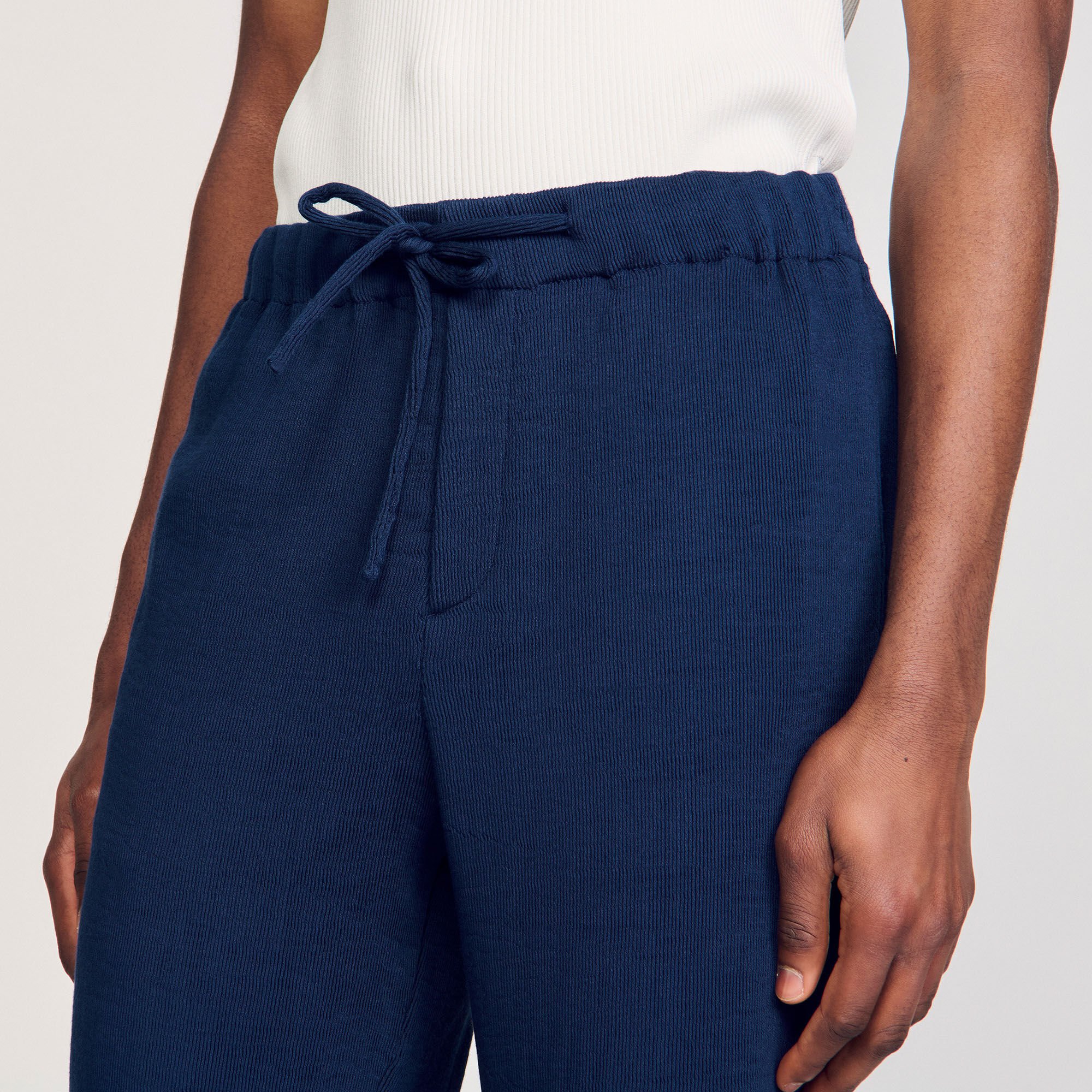 Pleated Bermuda shorts