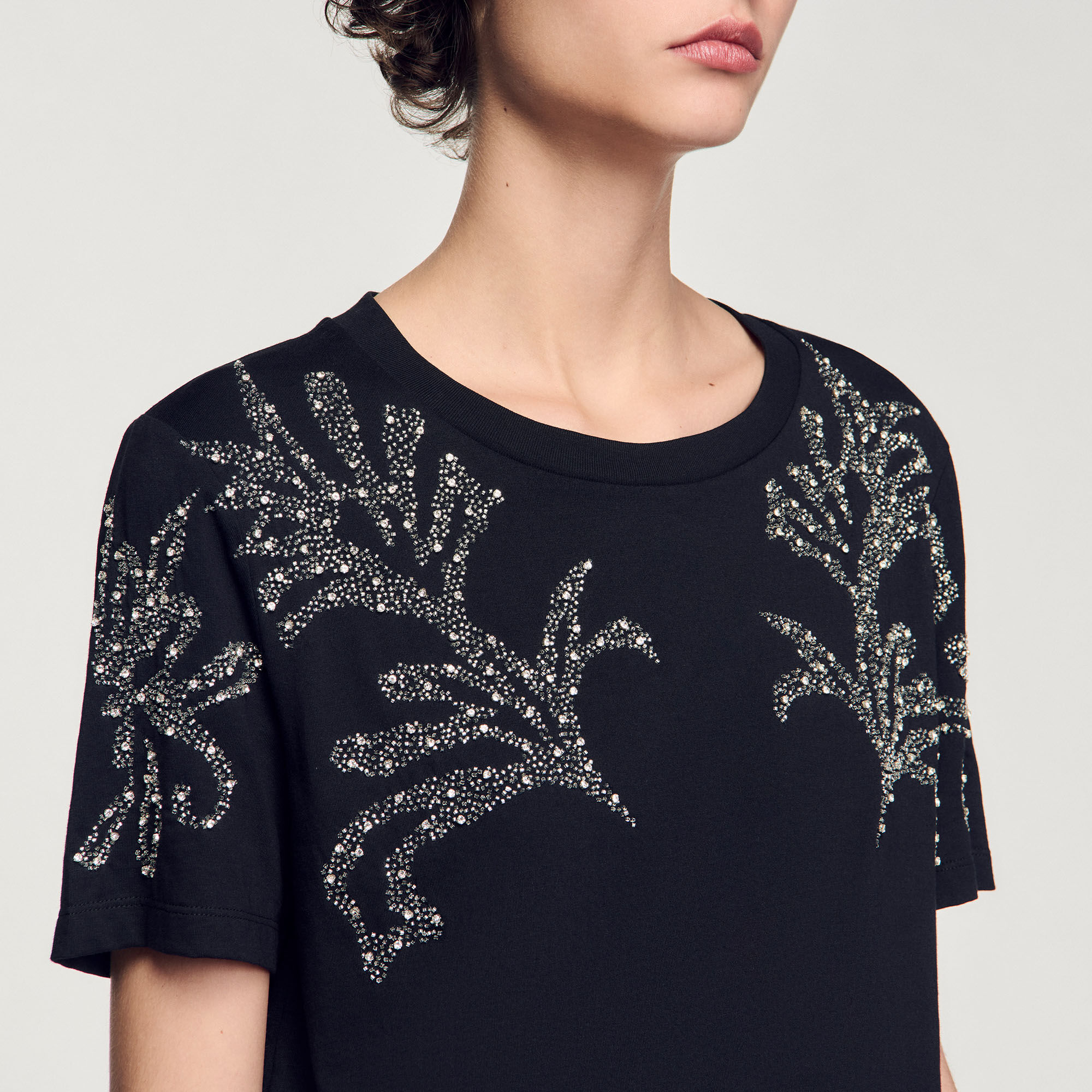 T-shirt with embroidered details