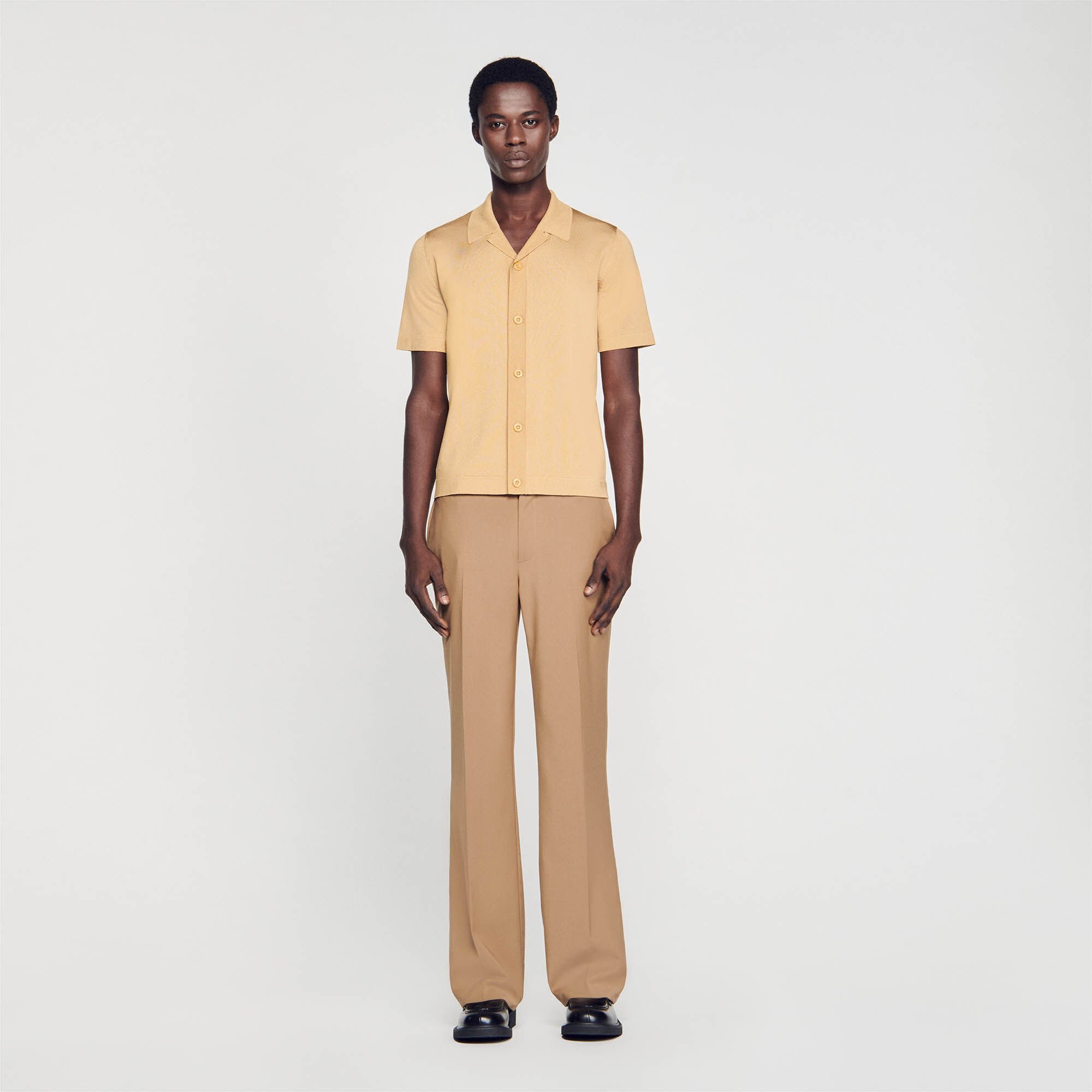 Short-sleeved shirt