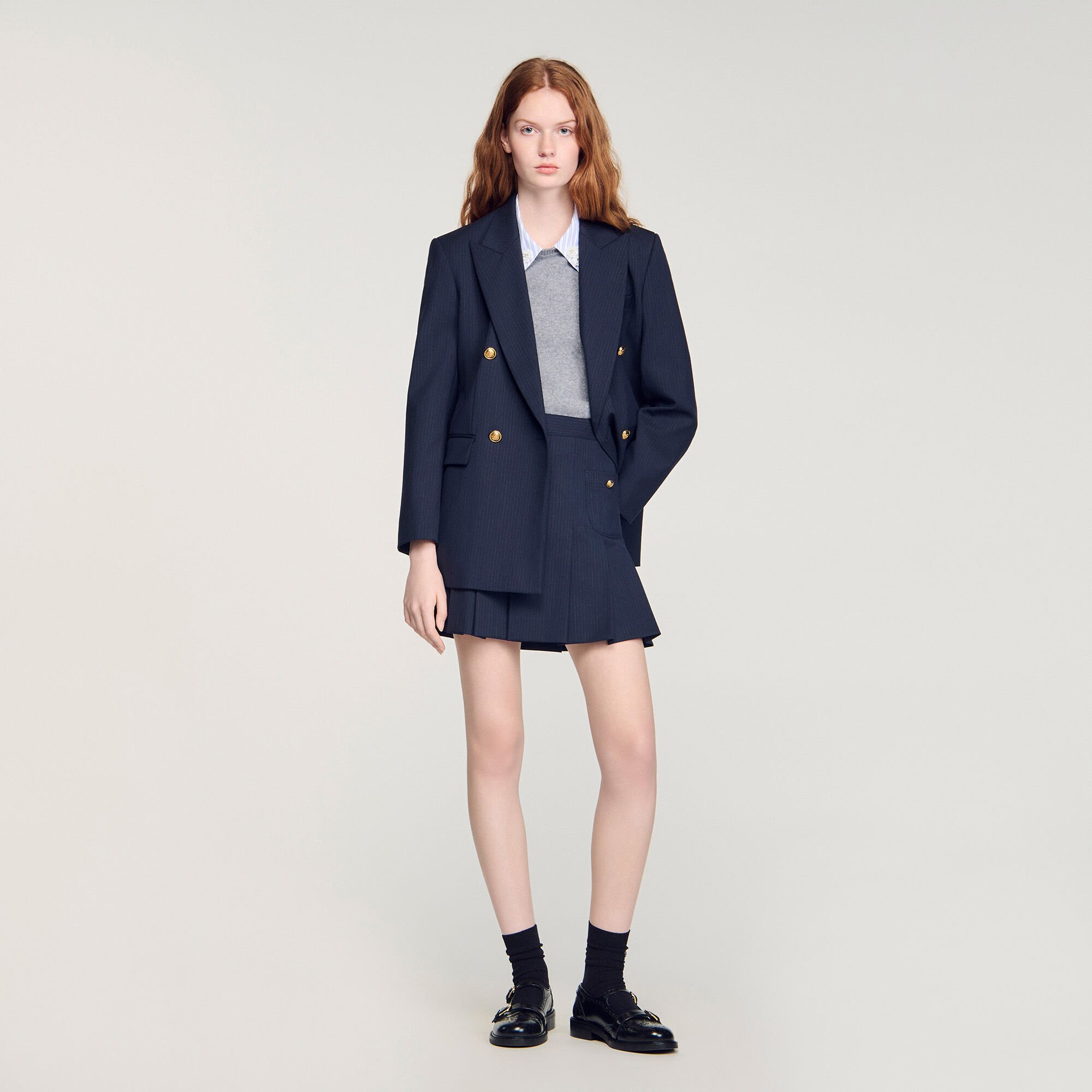 Detachable collar wool sweater