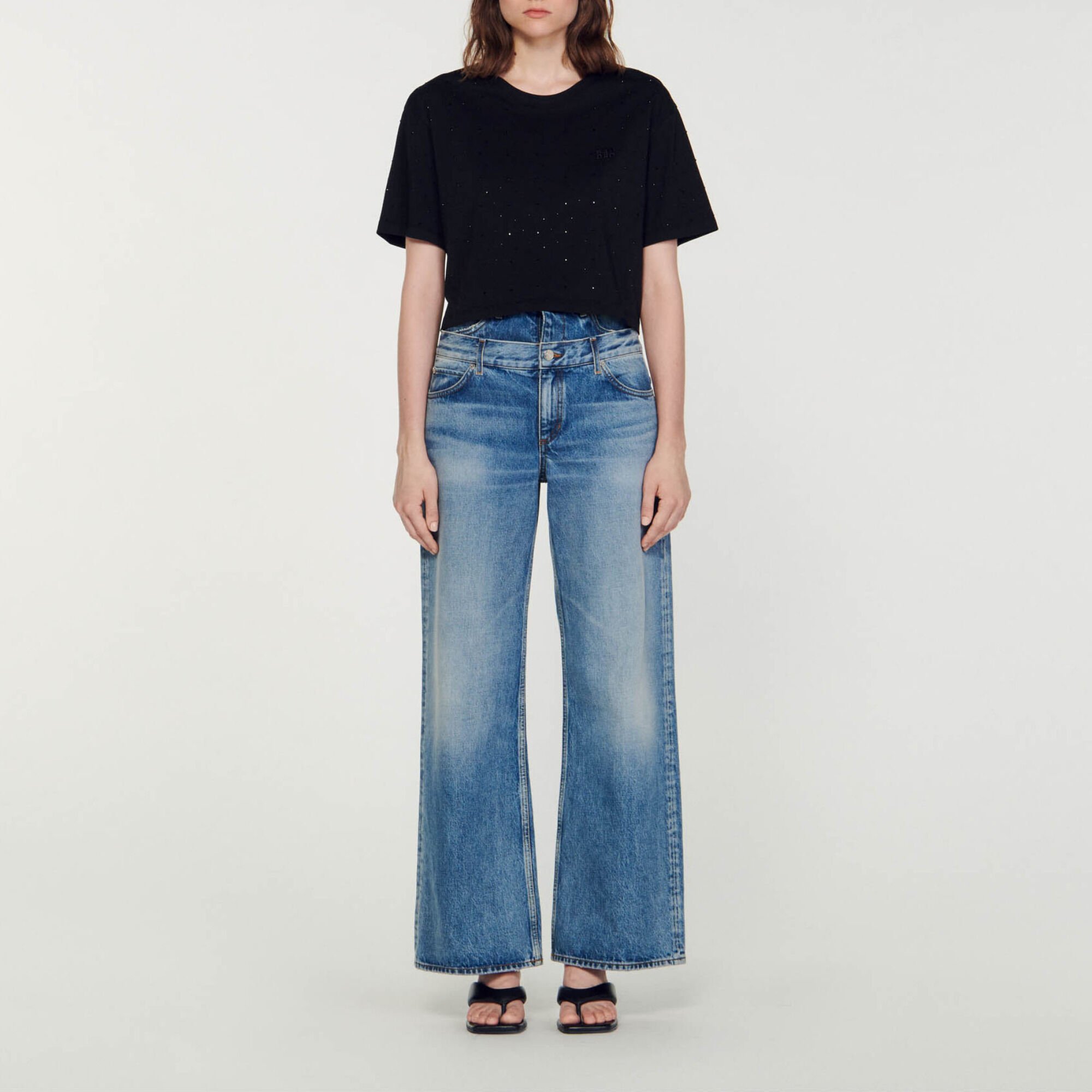 Cropped T-shirt with rhinestones