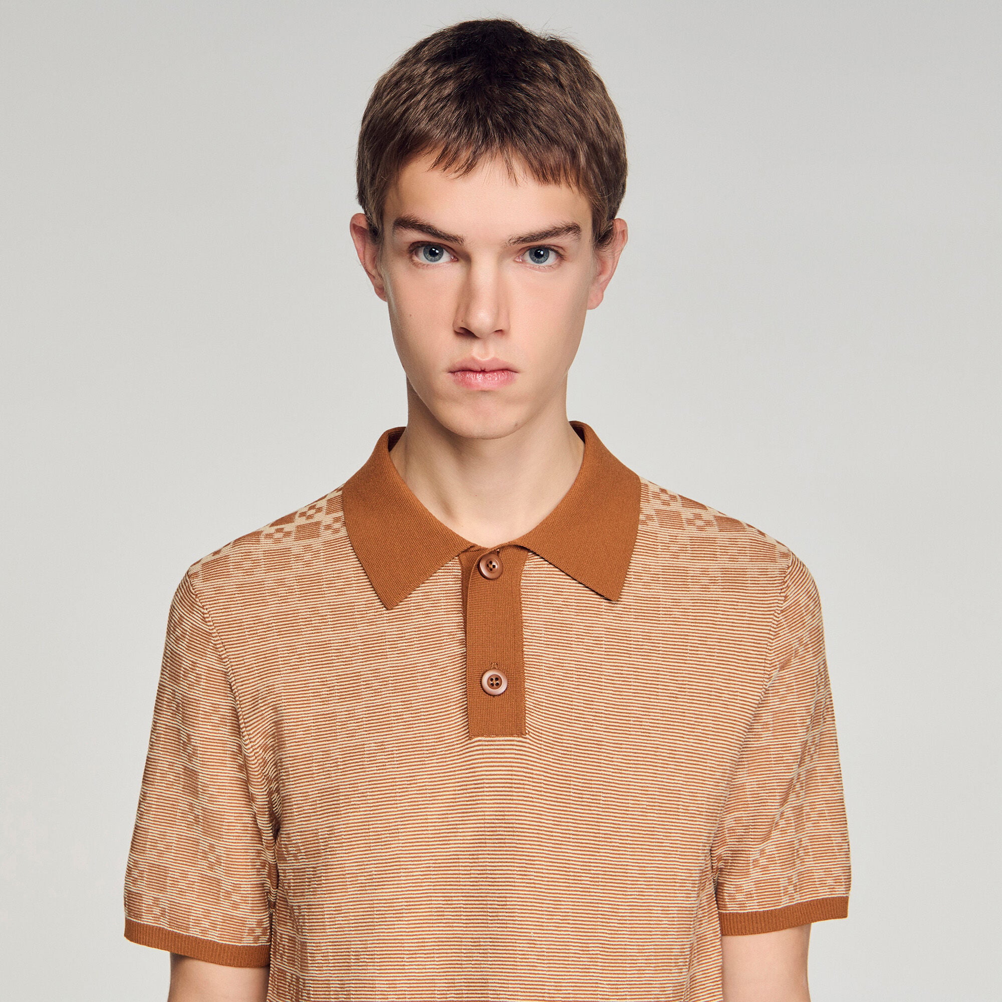Square Cross polo shirt in Camel for Men | Sandro Paris