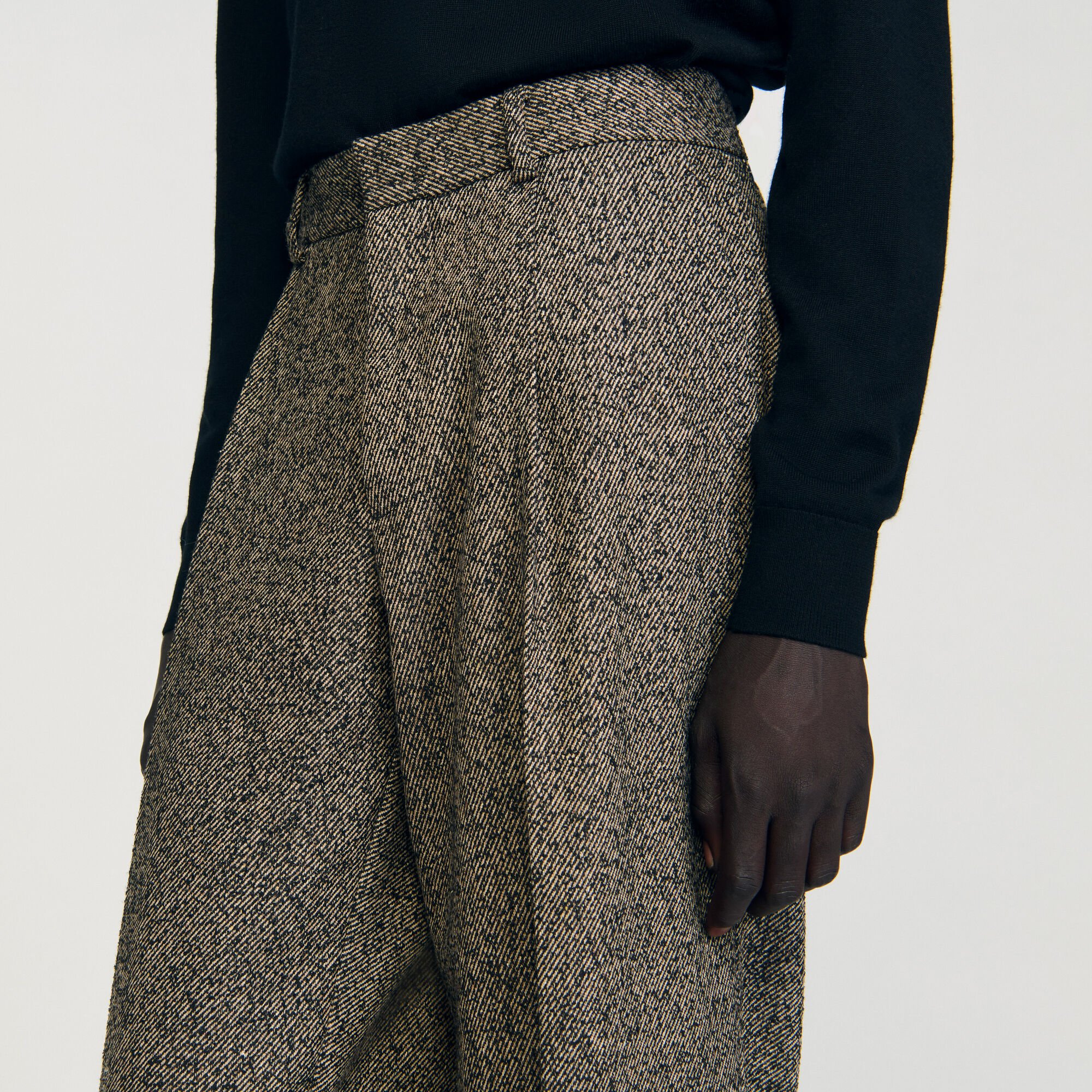 Wide-leg suit trousers