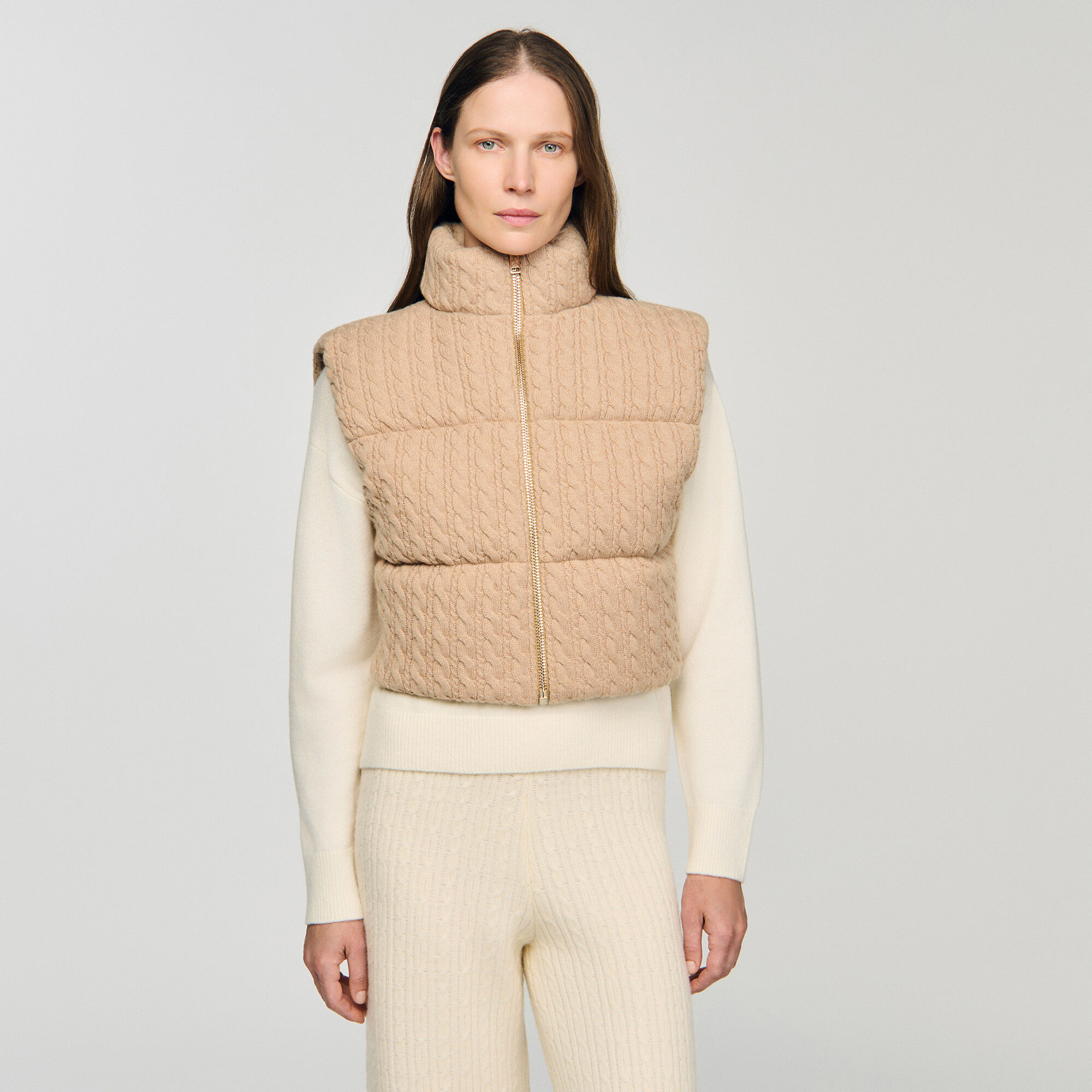 Cropped sleeveless puffer vest