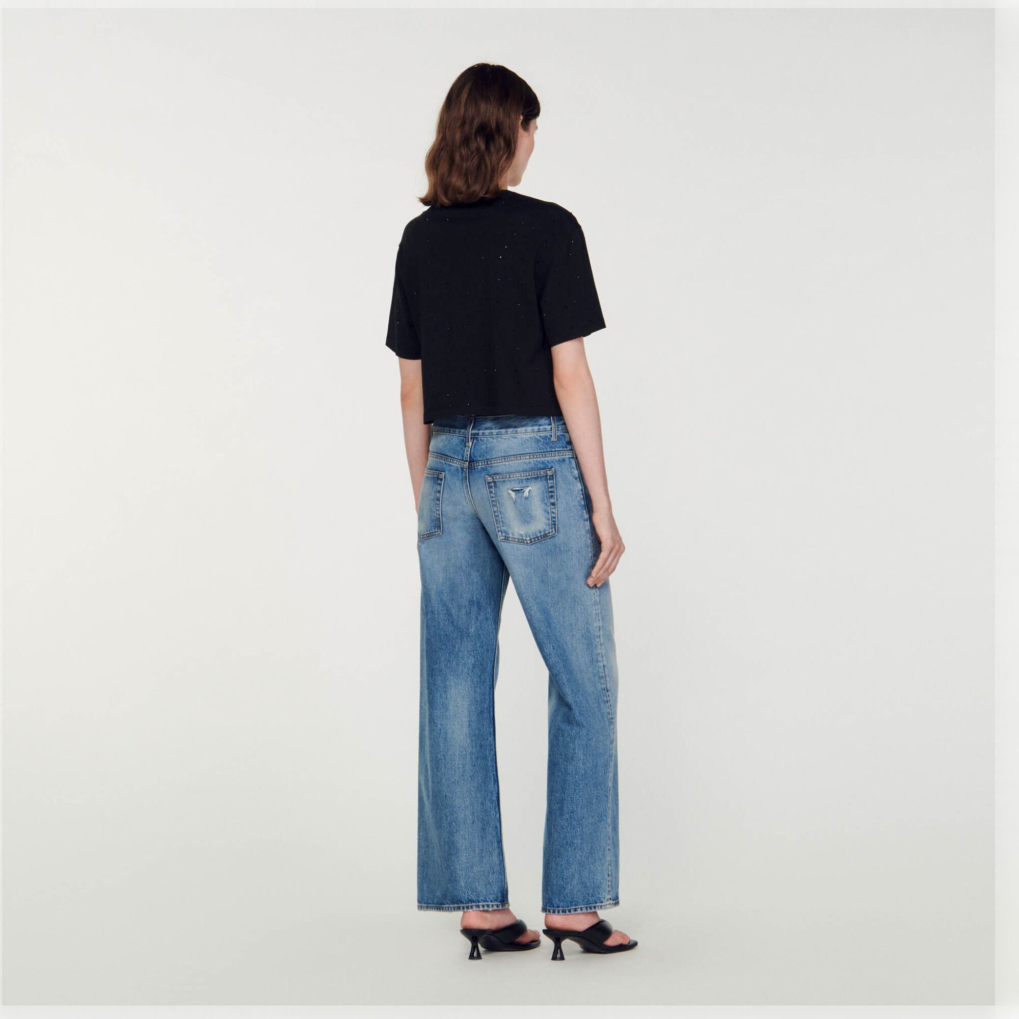 Cropped T-shirt with rhinestones