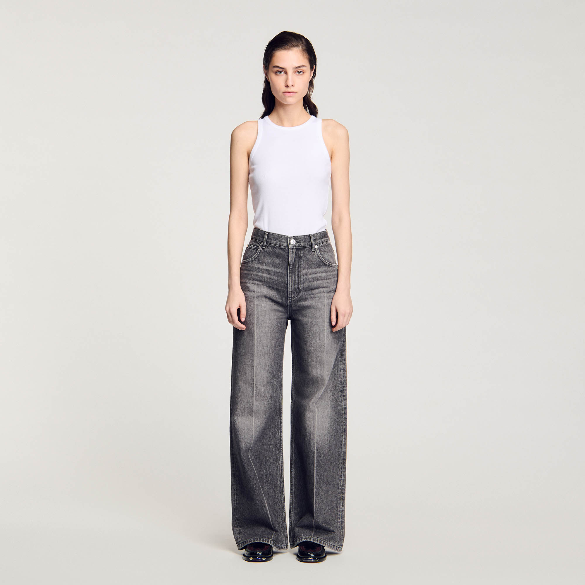 Wide-leg jeans