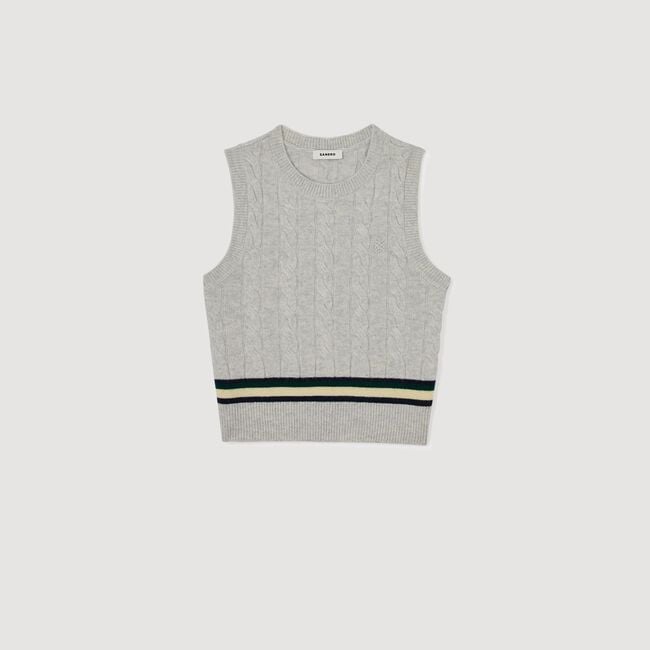 Sleeveless short sweater