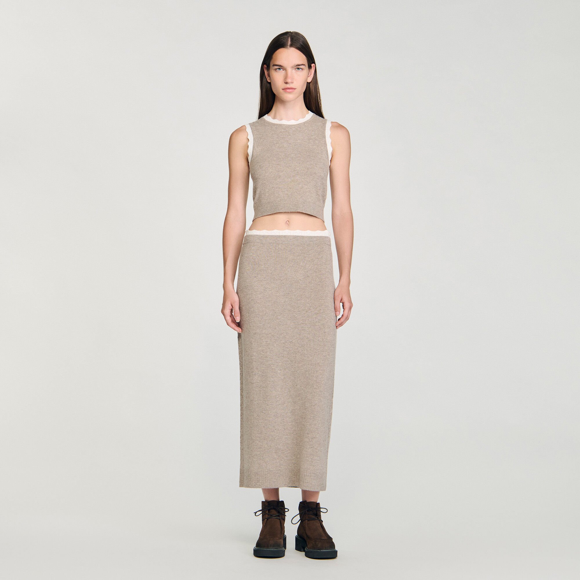 Maxi two-tone knit skirt
