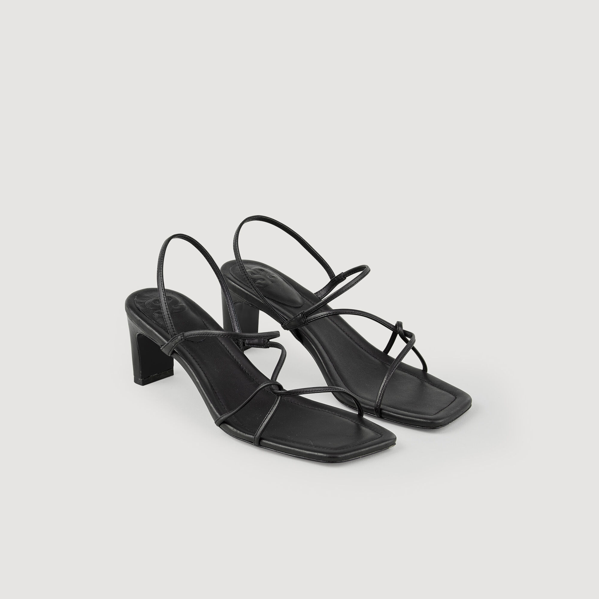 Zara Black Strappy Leather Kitten Heel Sandals, Women's Fashion, Footwear,  Sandals on Carousell