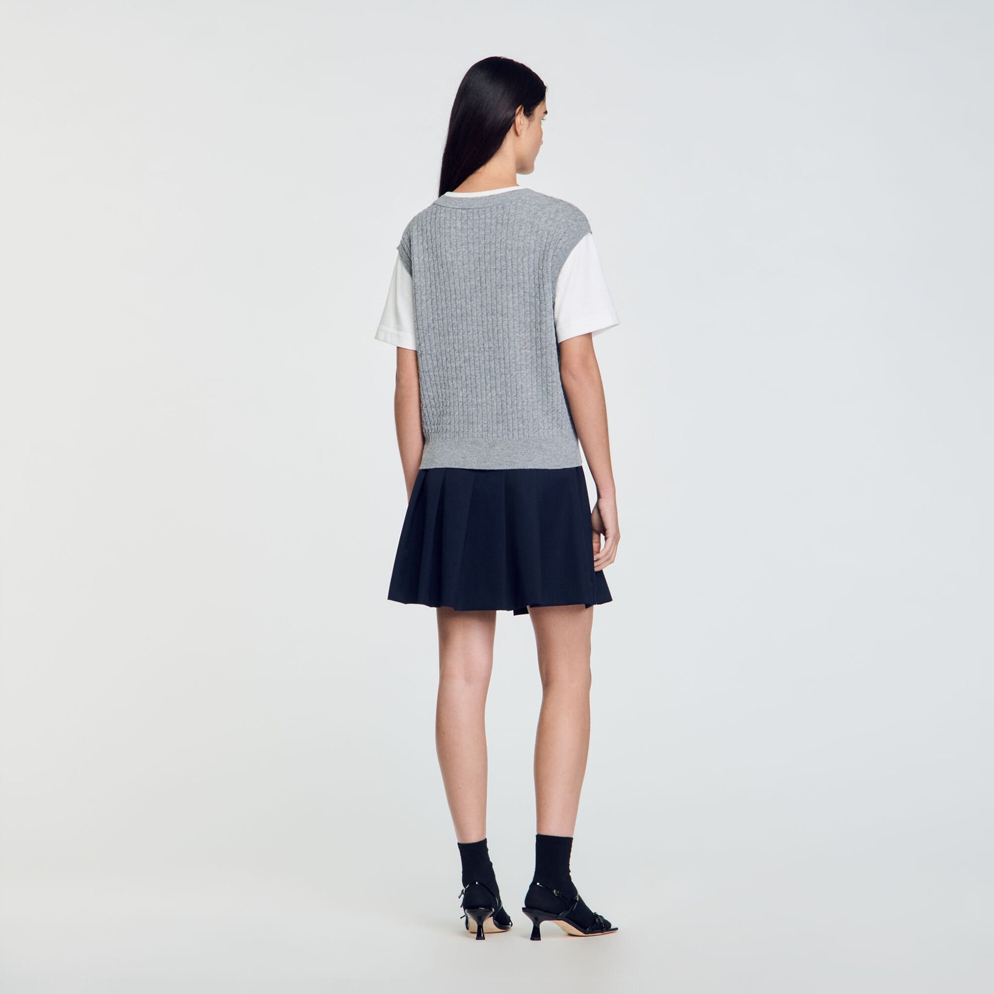 Dual-material knit sweater