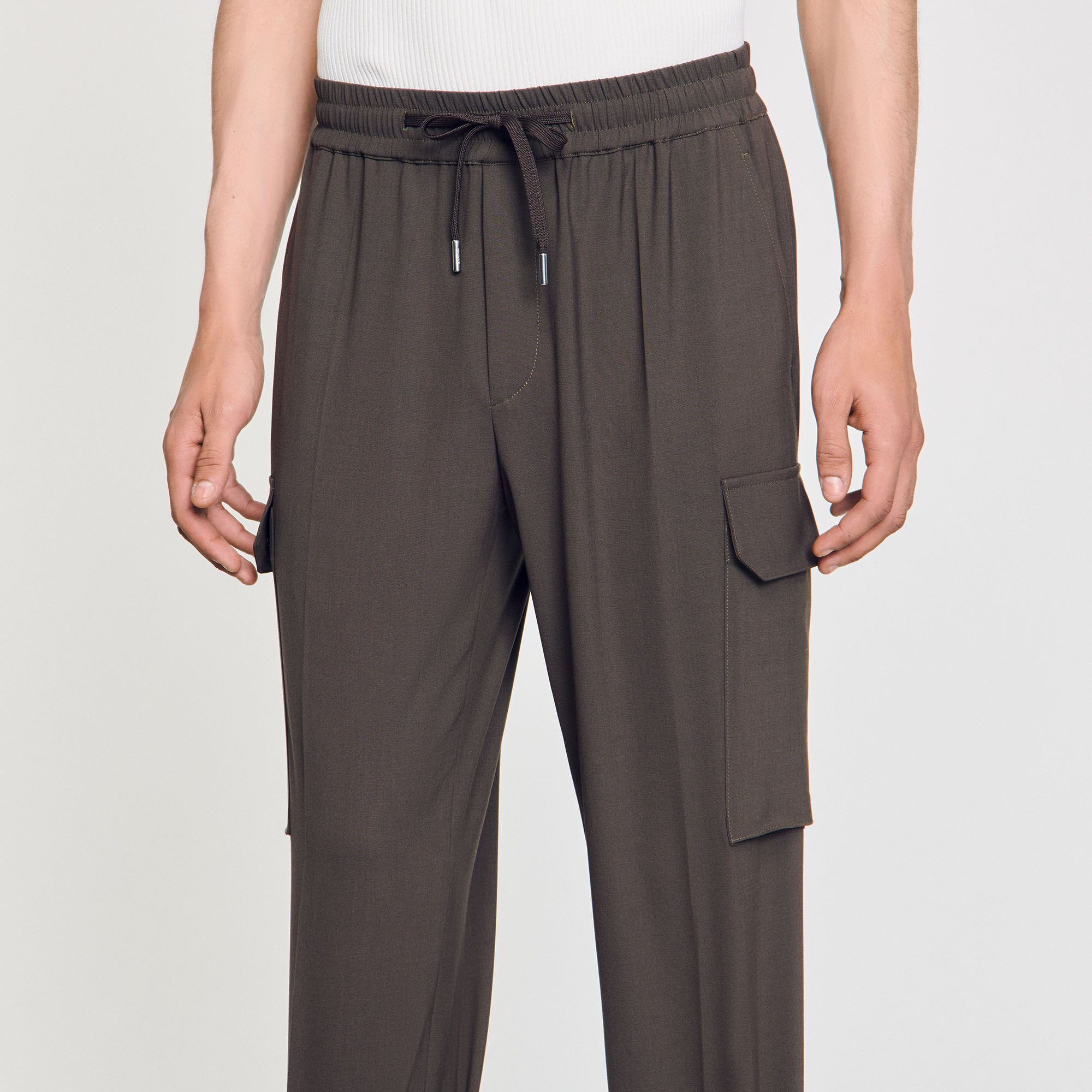 Elasticated cargo trousers