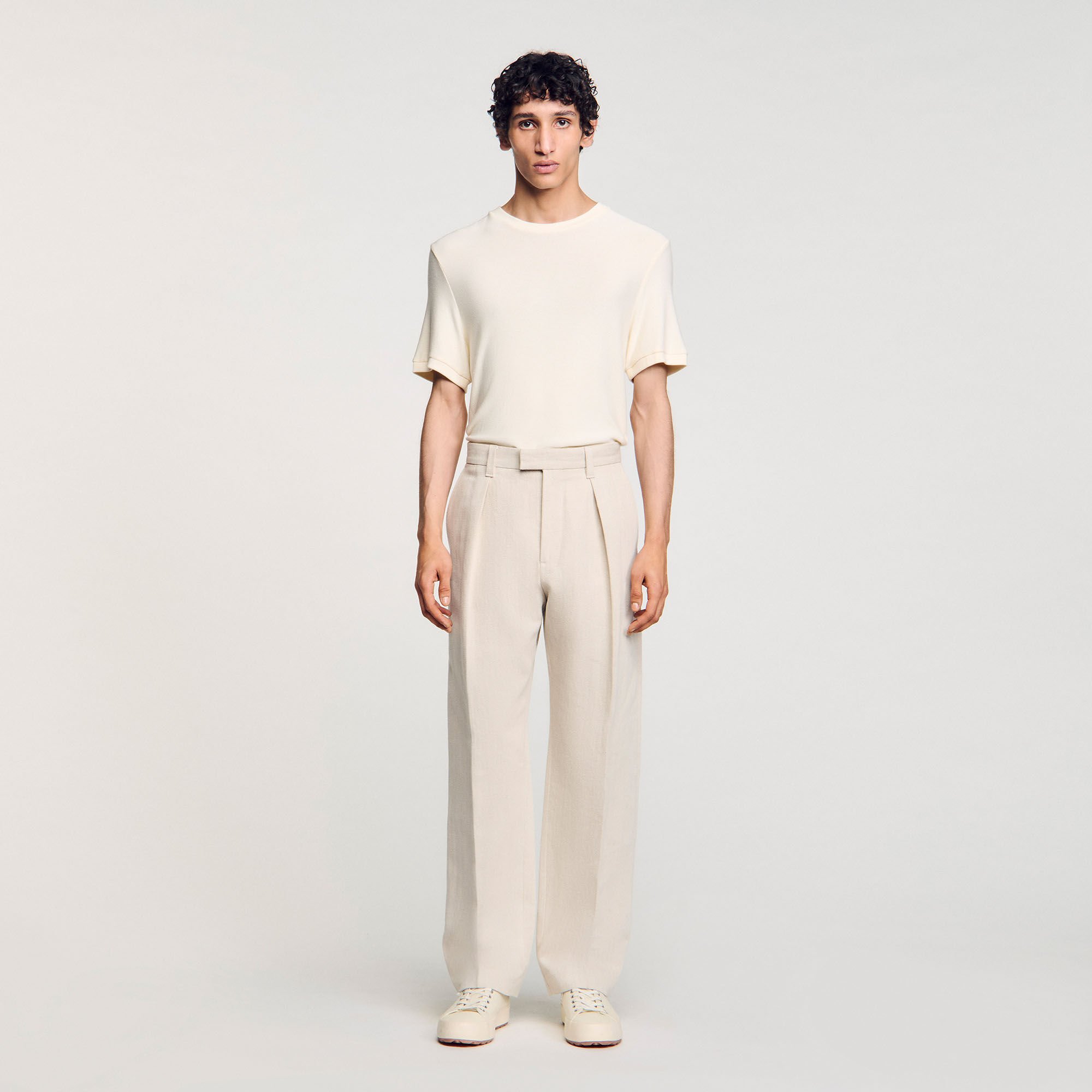 Wide-leg trousers with creases